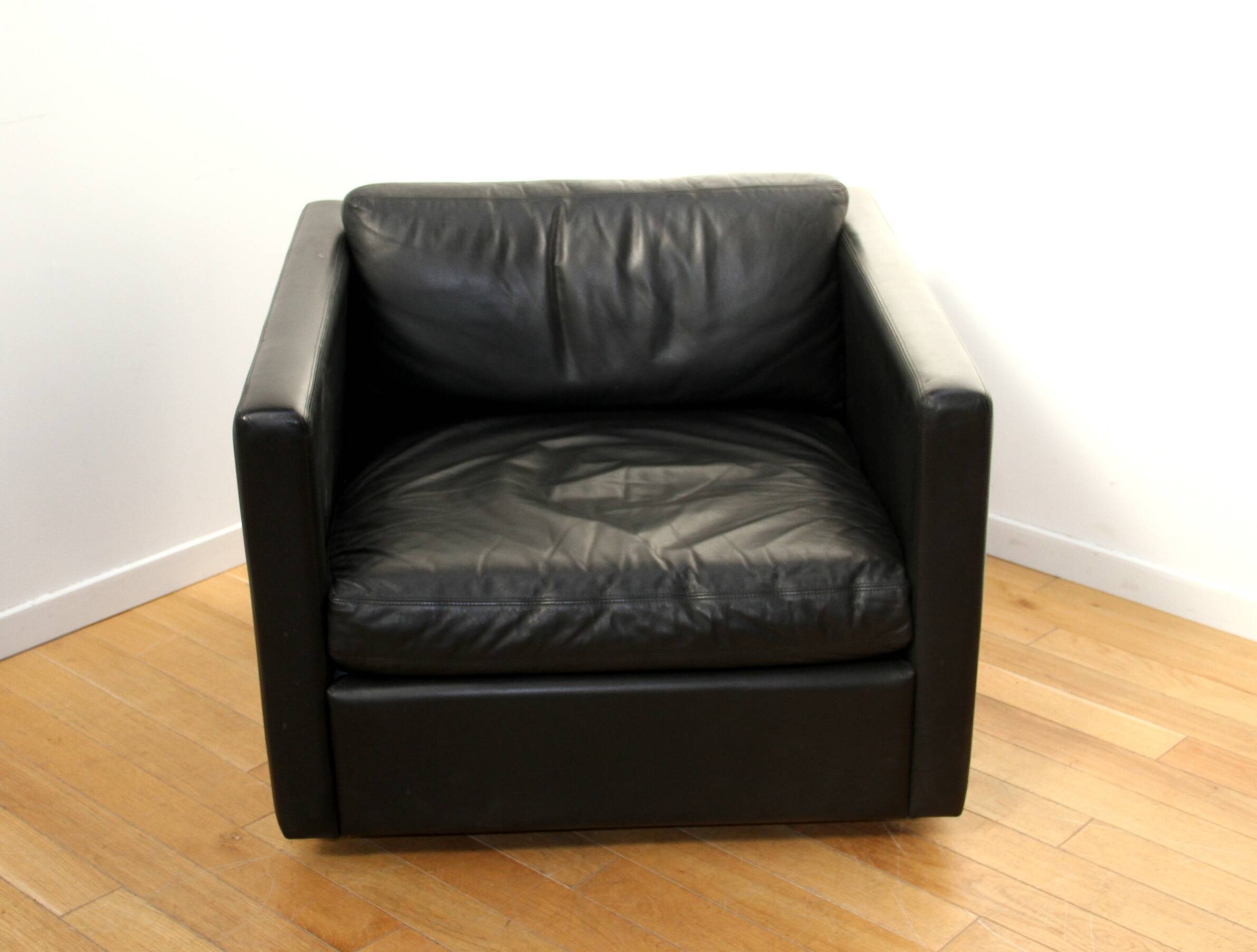 Fauteuil Club 1051, Charles Pfister, Knoll