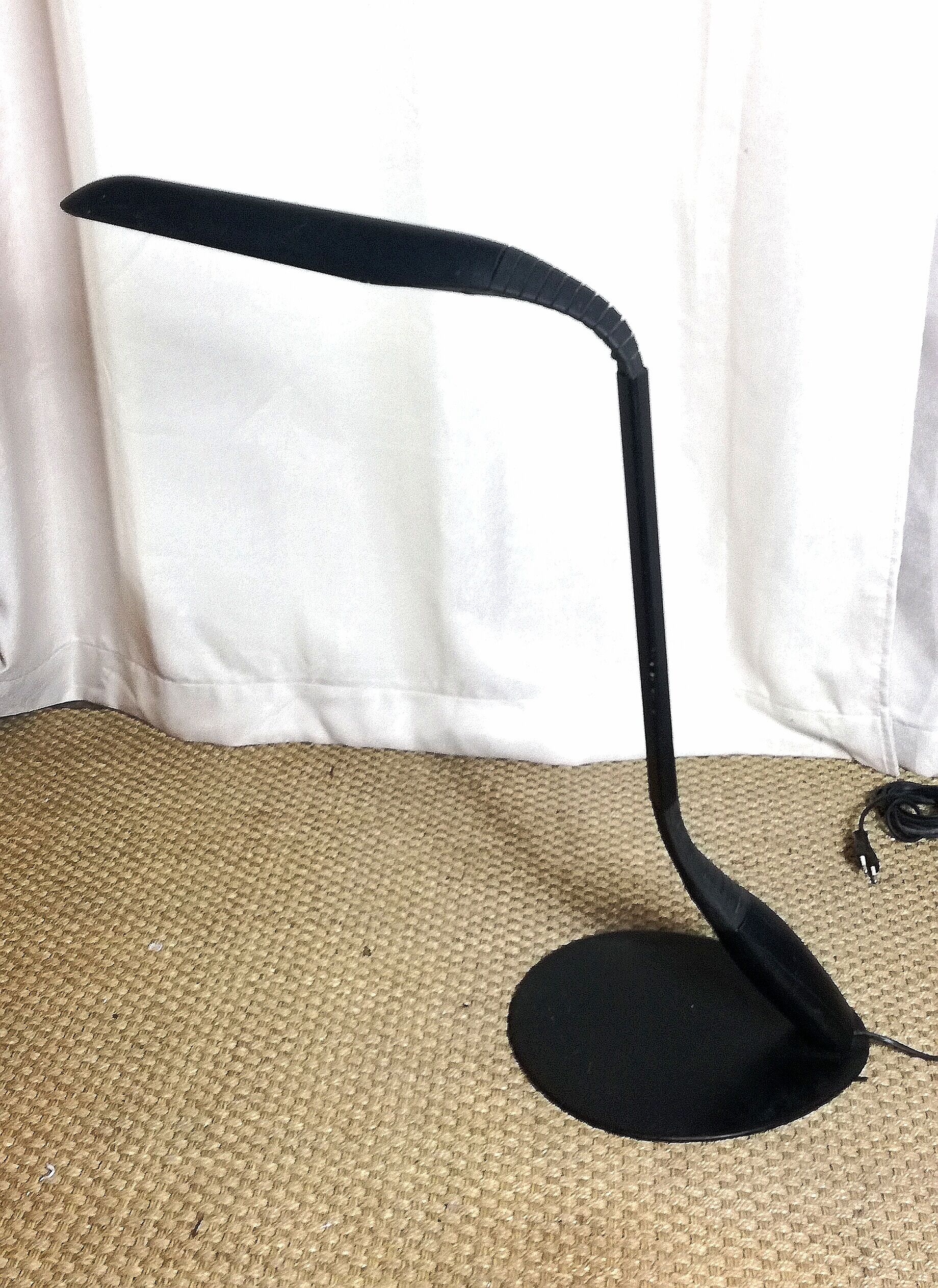 Lampe cobra par Philippe Michel pour manade 80s.