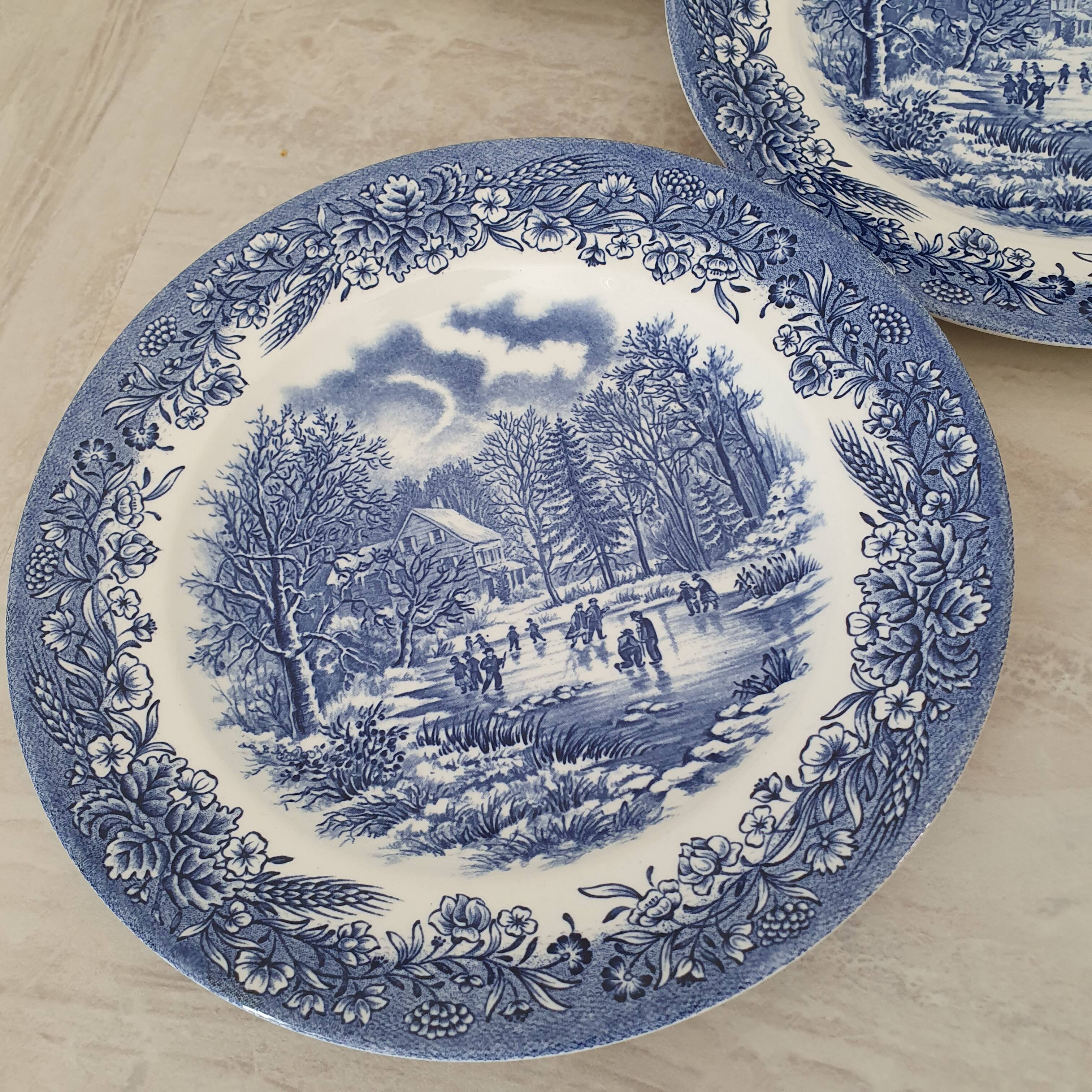 Churchill / English porcelain dessert plates