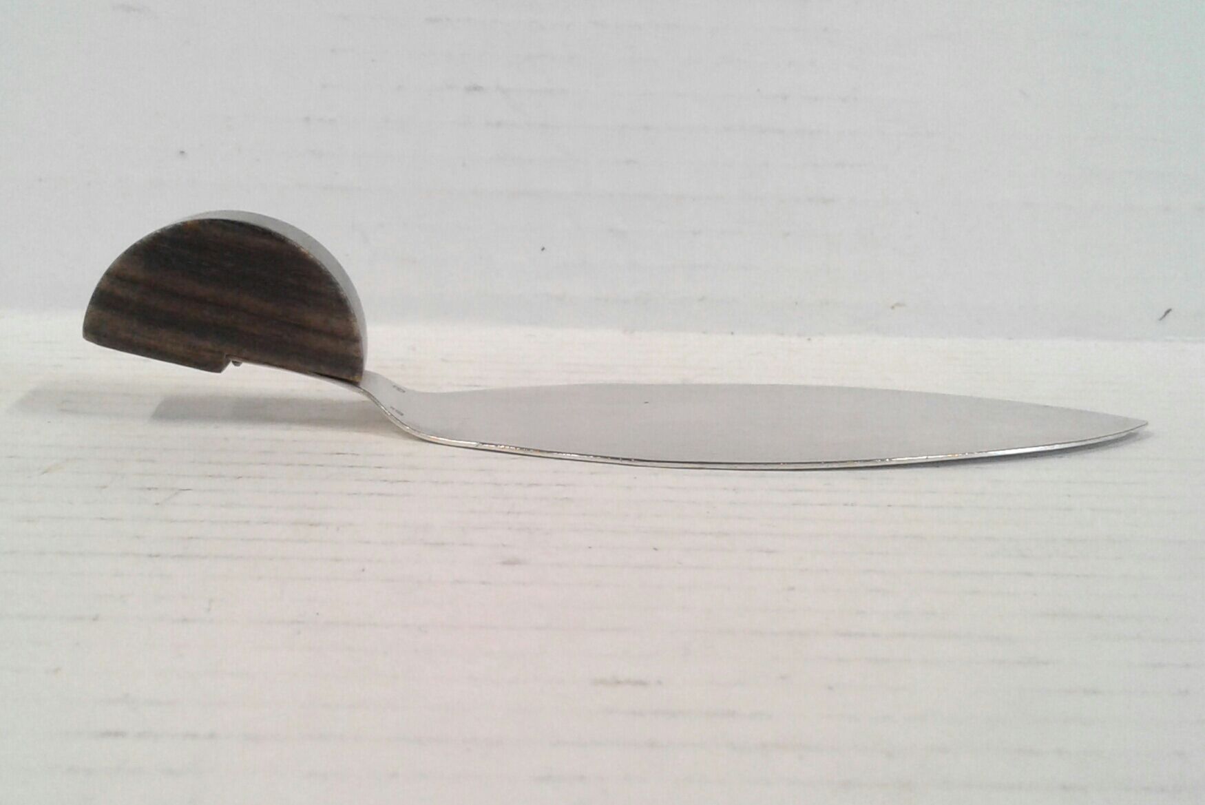 Art deco silver metal pie shovel
