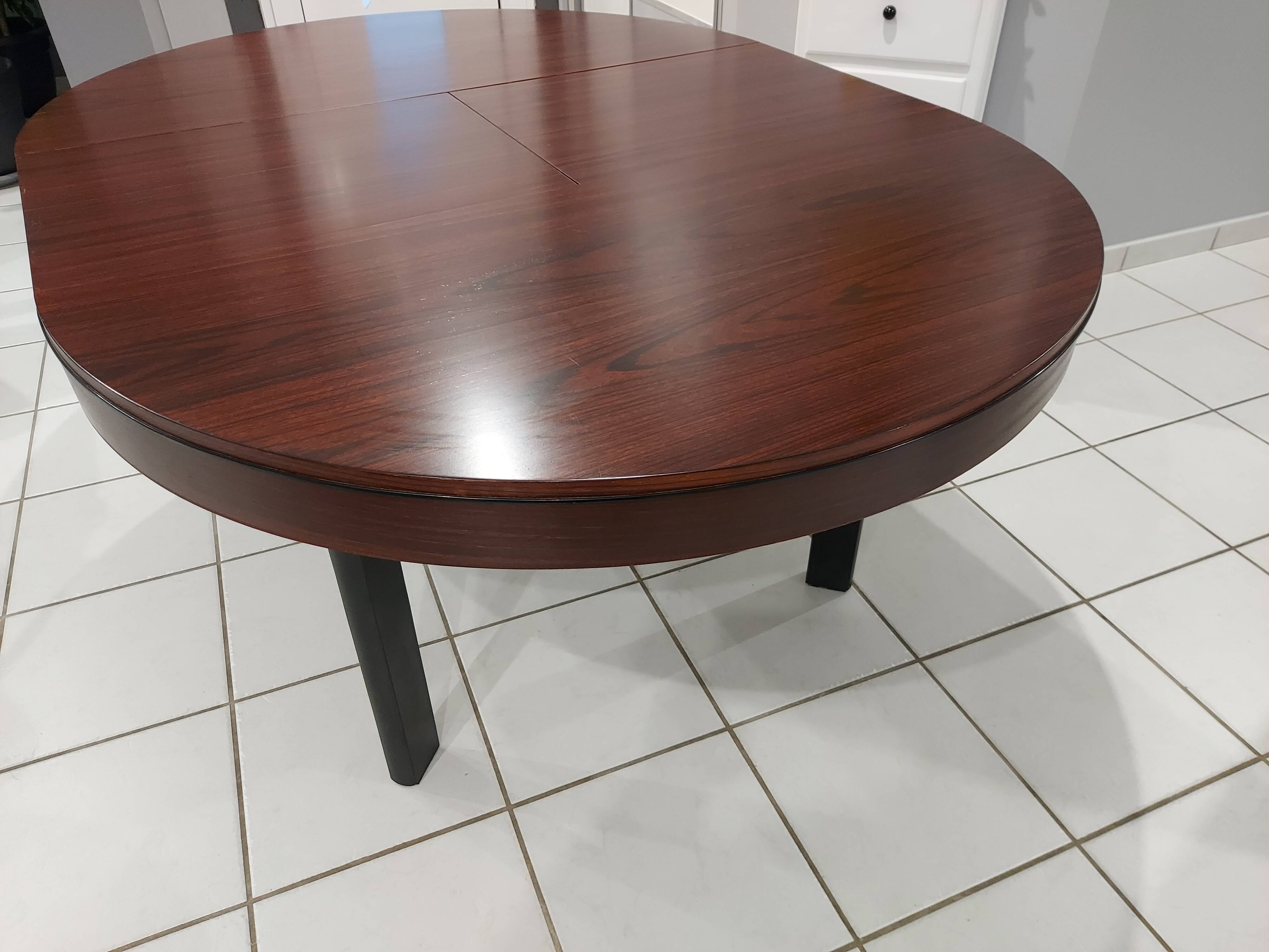 Scandinavian extendable table in vintage rosewood 1970s