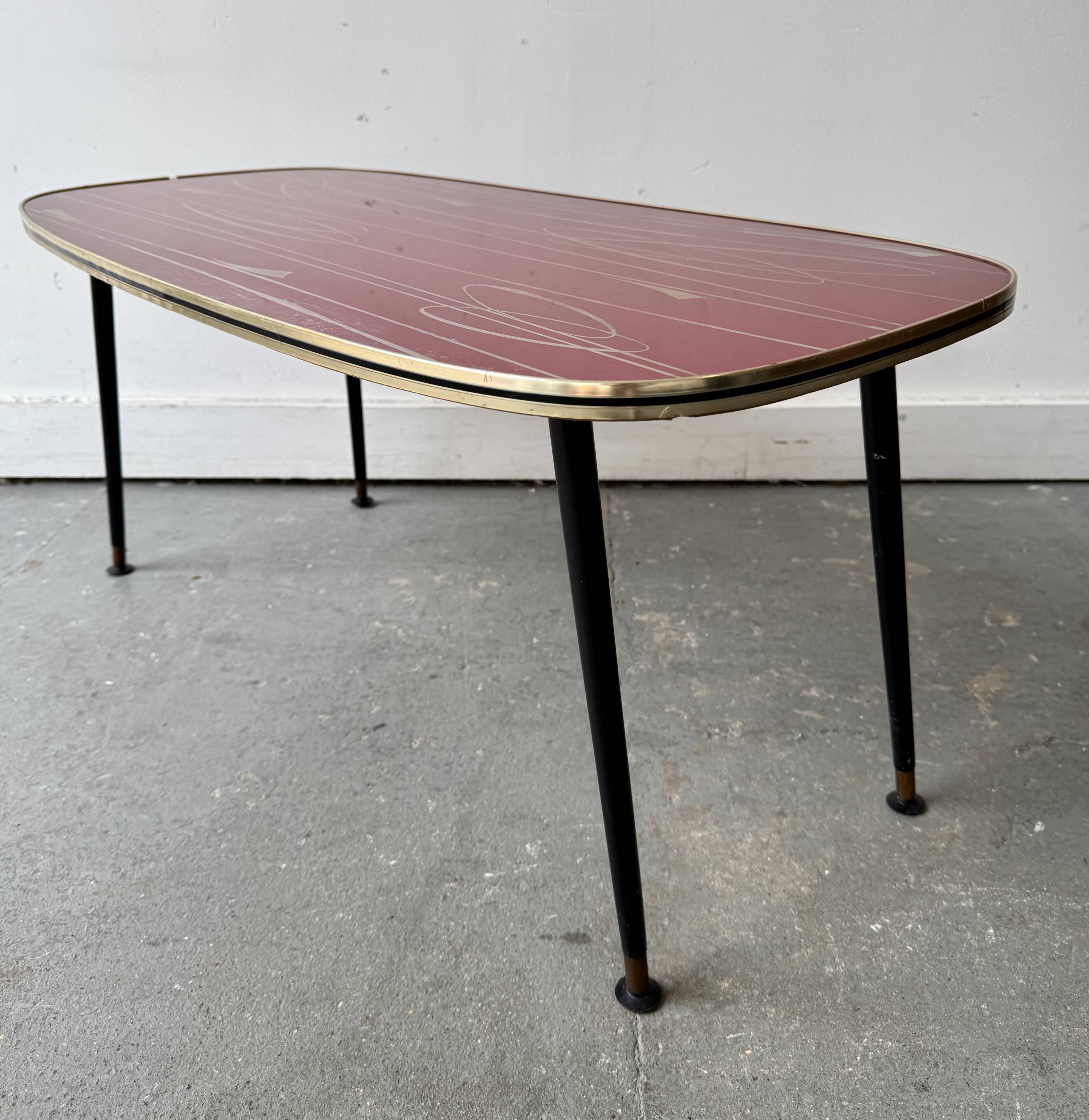 Table basse vintage avec pieds Dansette