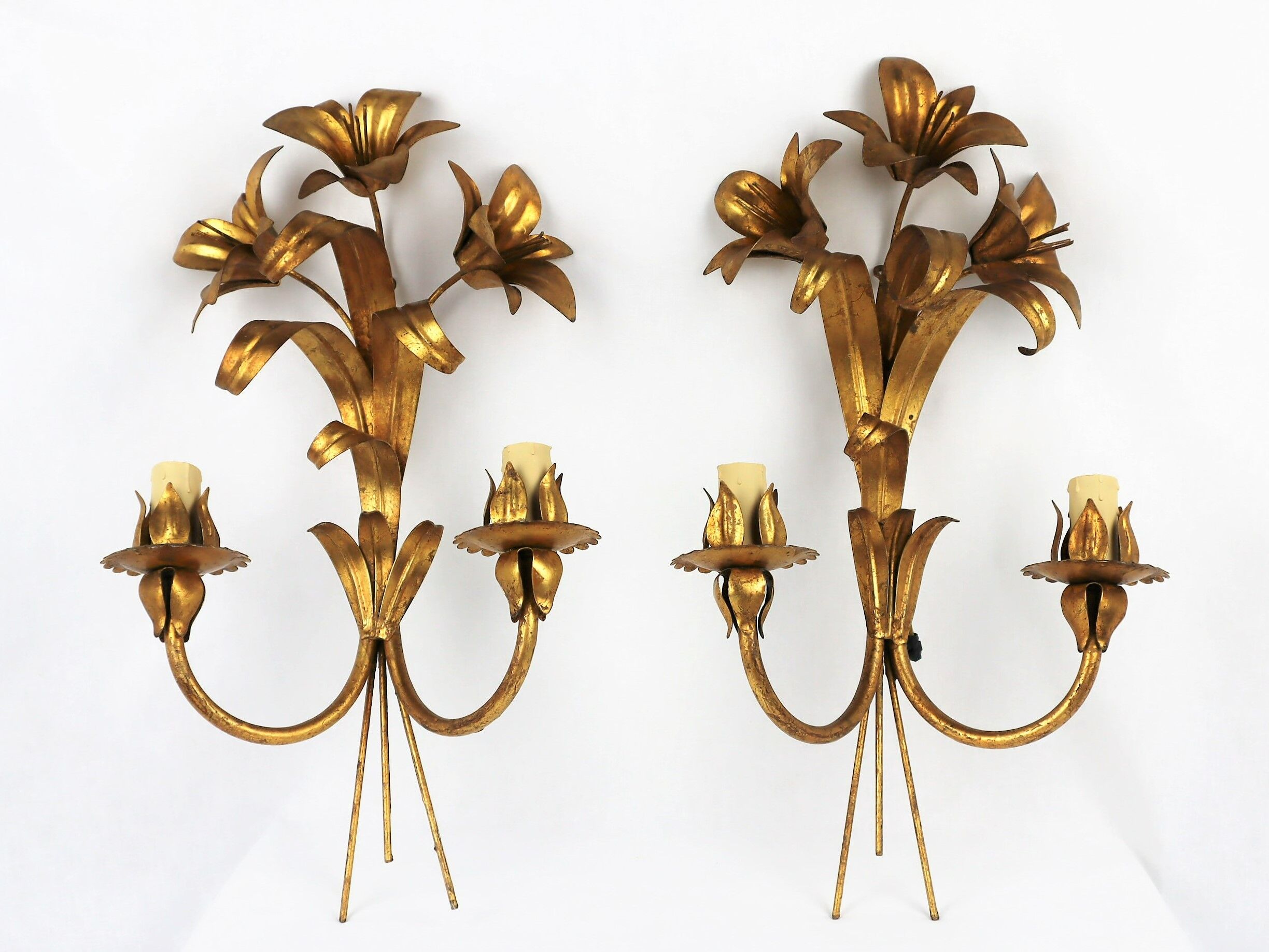 Golden metal flower sconces 1960 in pairs