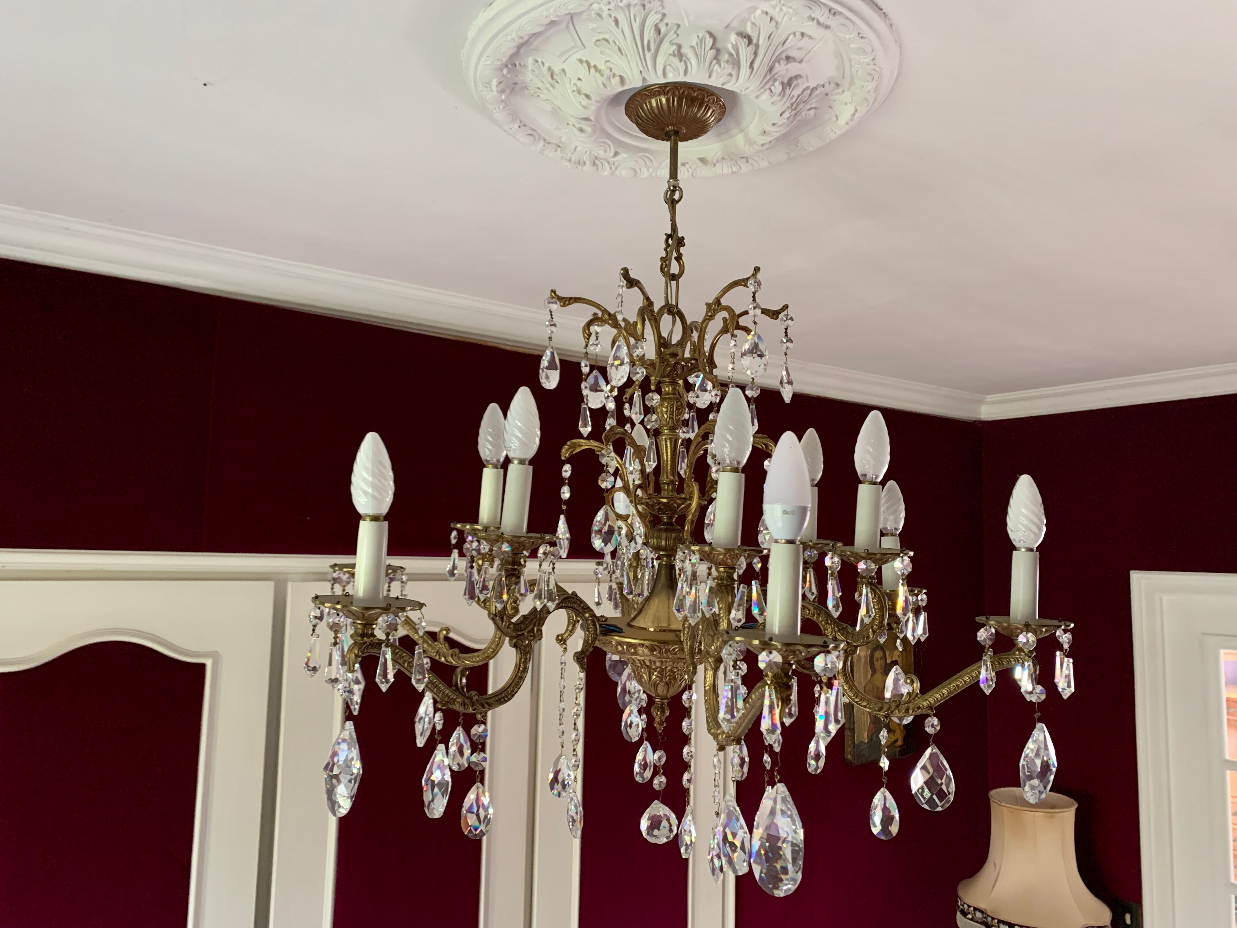 Crystal grapefruit chandelier (available until 28/05)