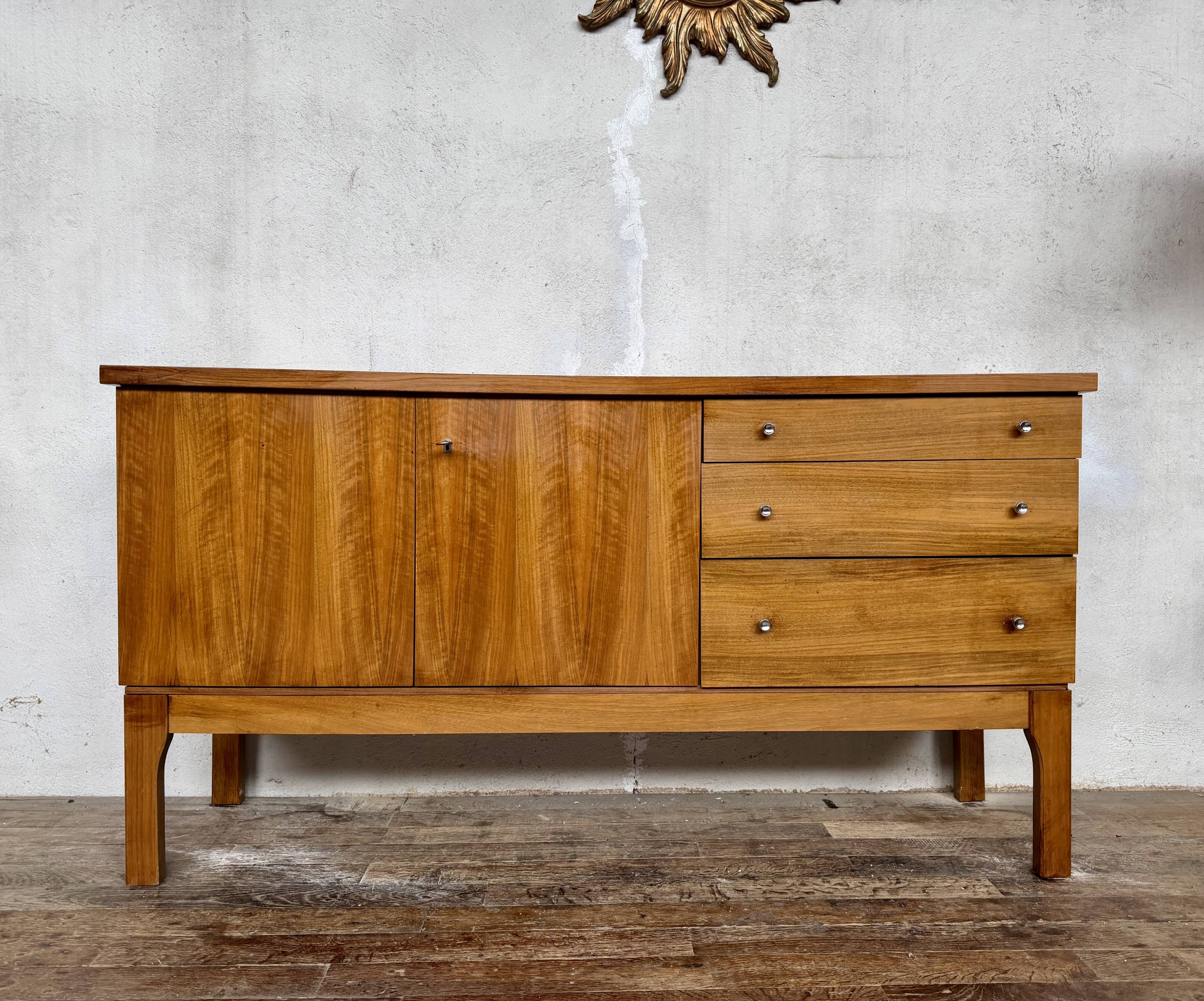 Enfilade vintage Scandinavian look