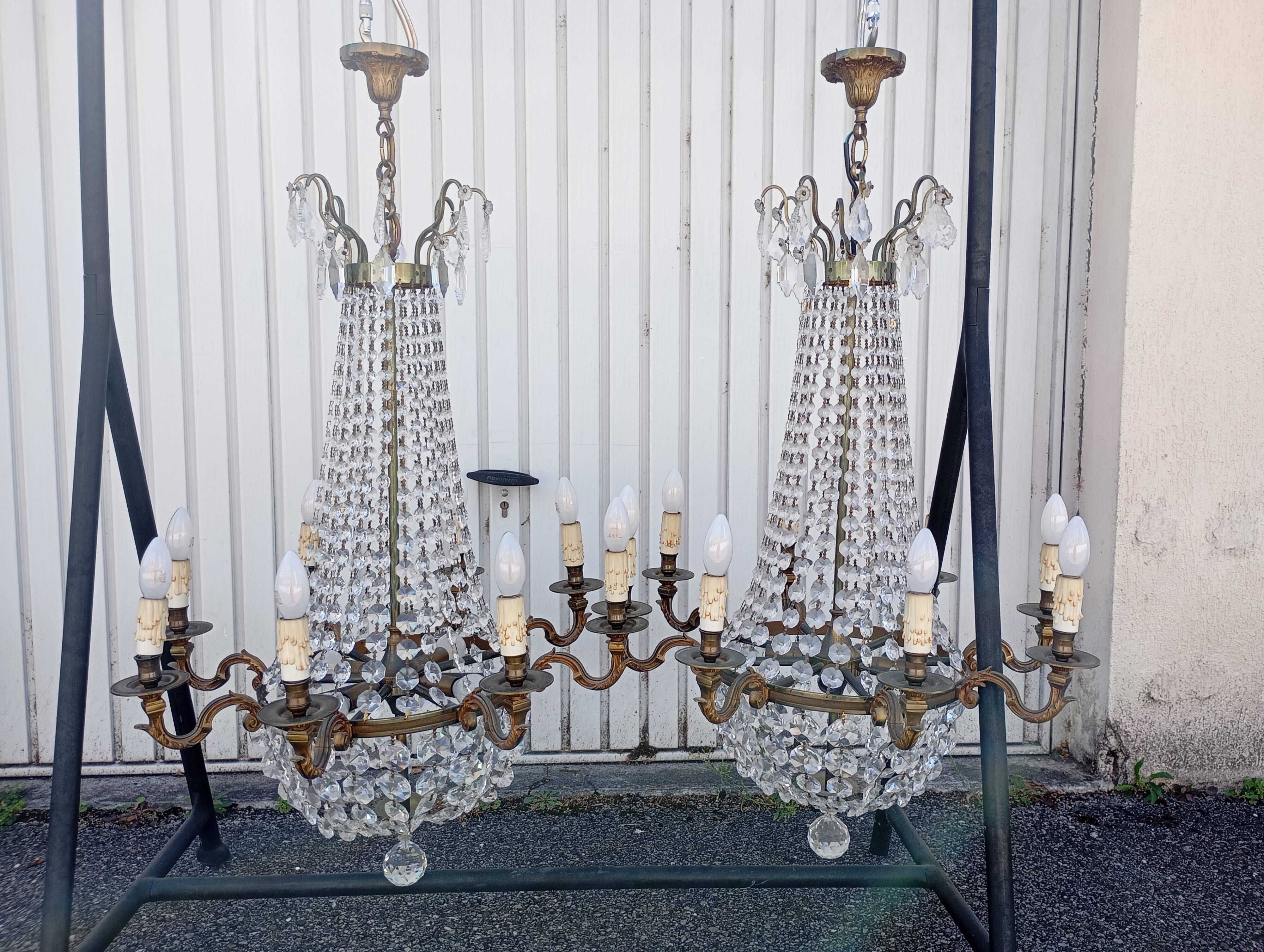 Balloon chandeliers in pairs
