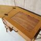 Bureau en bois, pieds compas