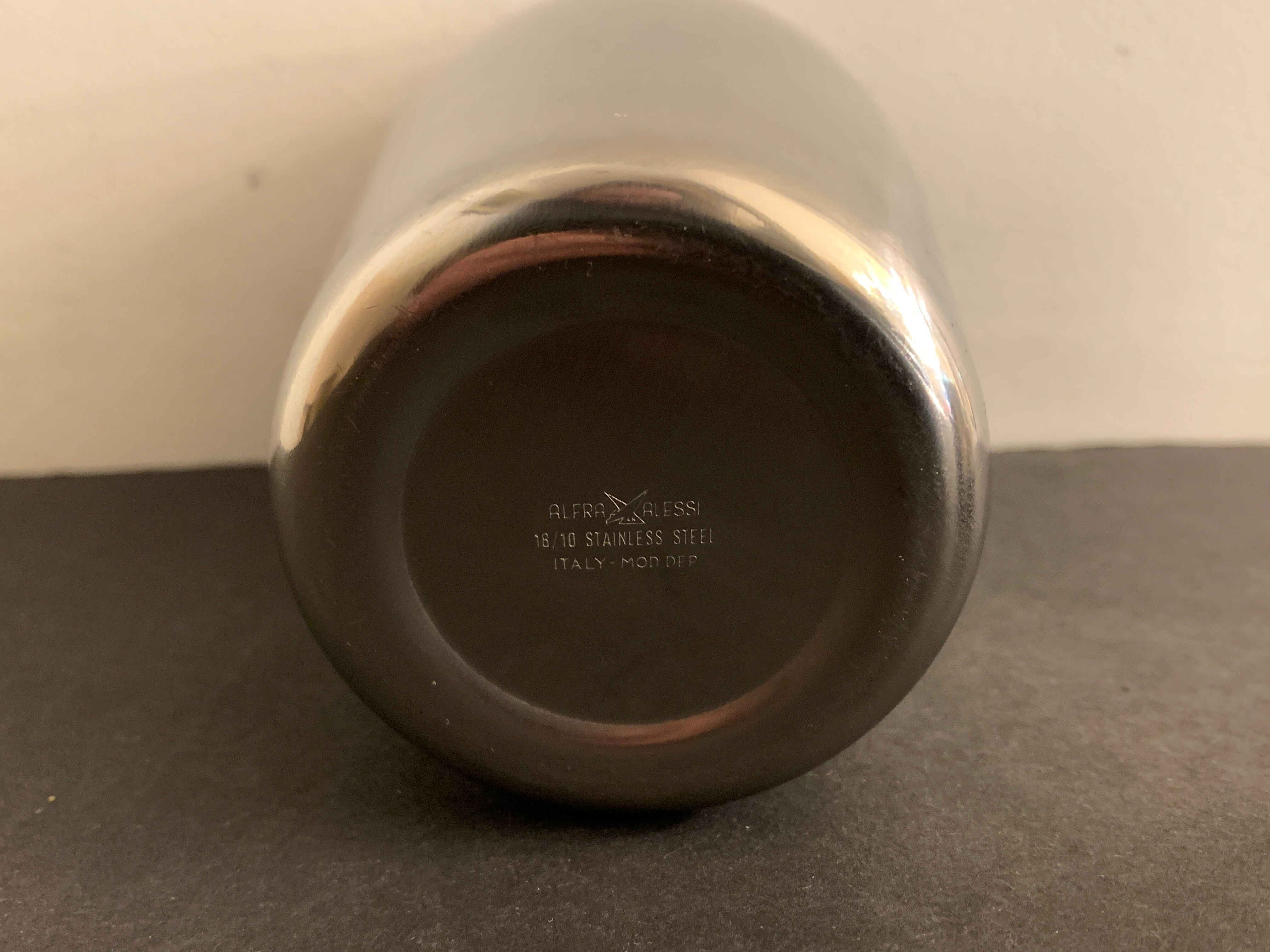 Italian stainless steel shaker Alessi, Massoni and Mazzeri design