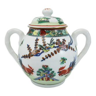 Pot sucrier en porcelaine chinois