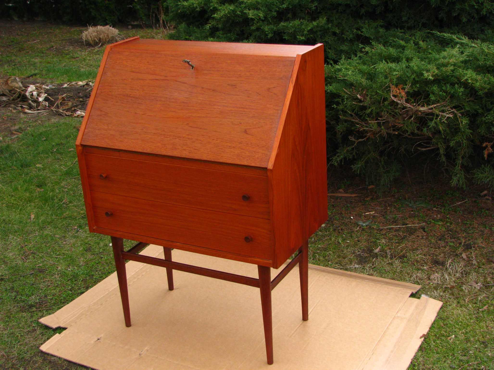 Secretaire with a key from the 1960s / 70s, Denmark, teak wood