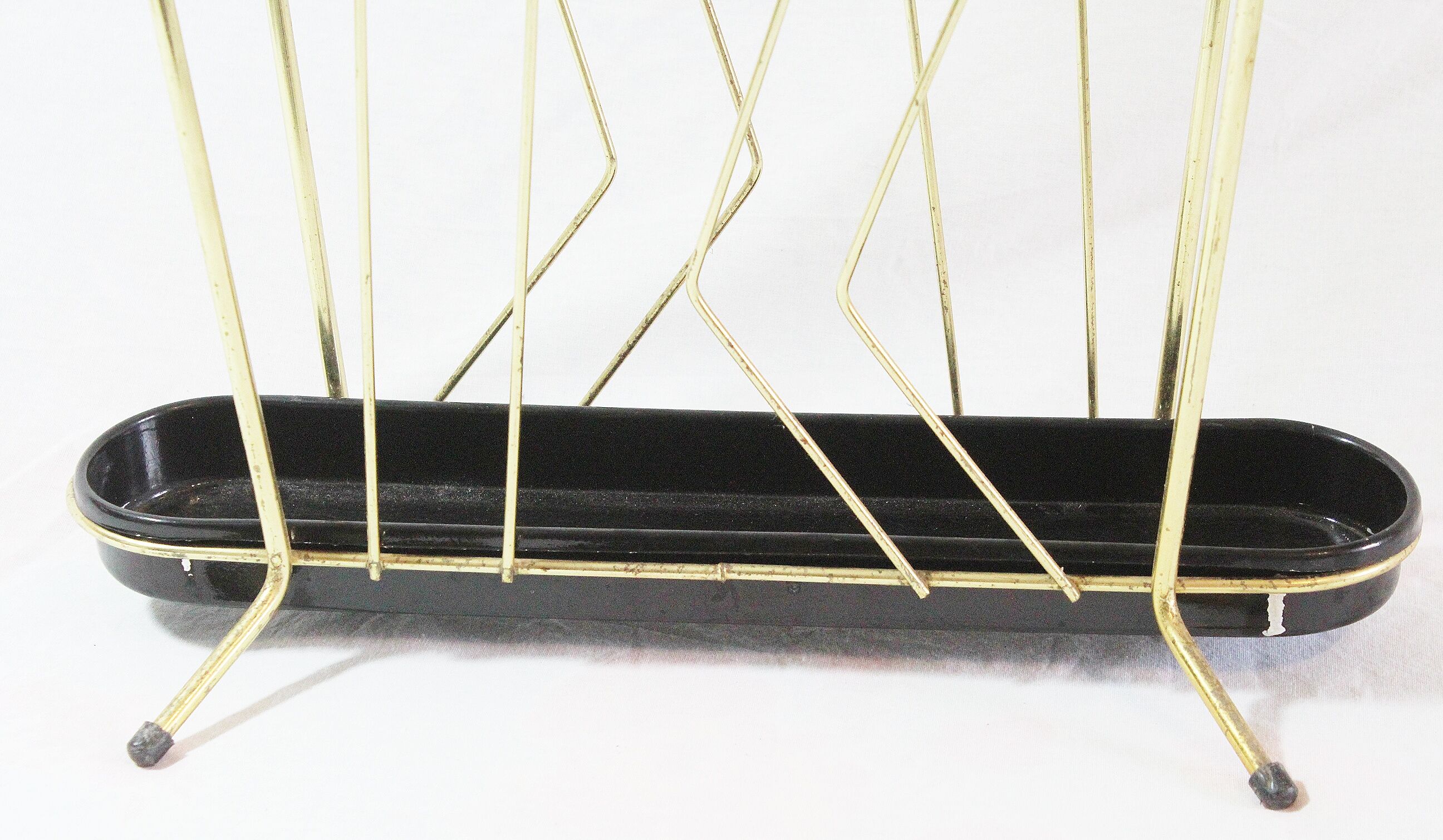 Vintage gold magazine holder 1970