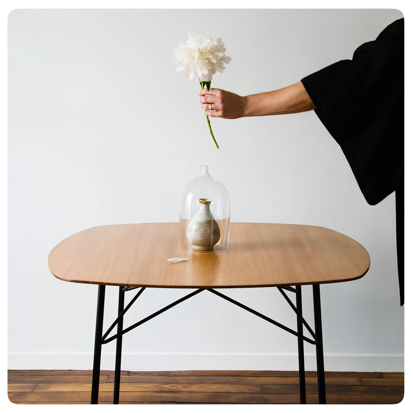 Table 135 bis by André Simard - T.V Furniture Edition