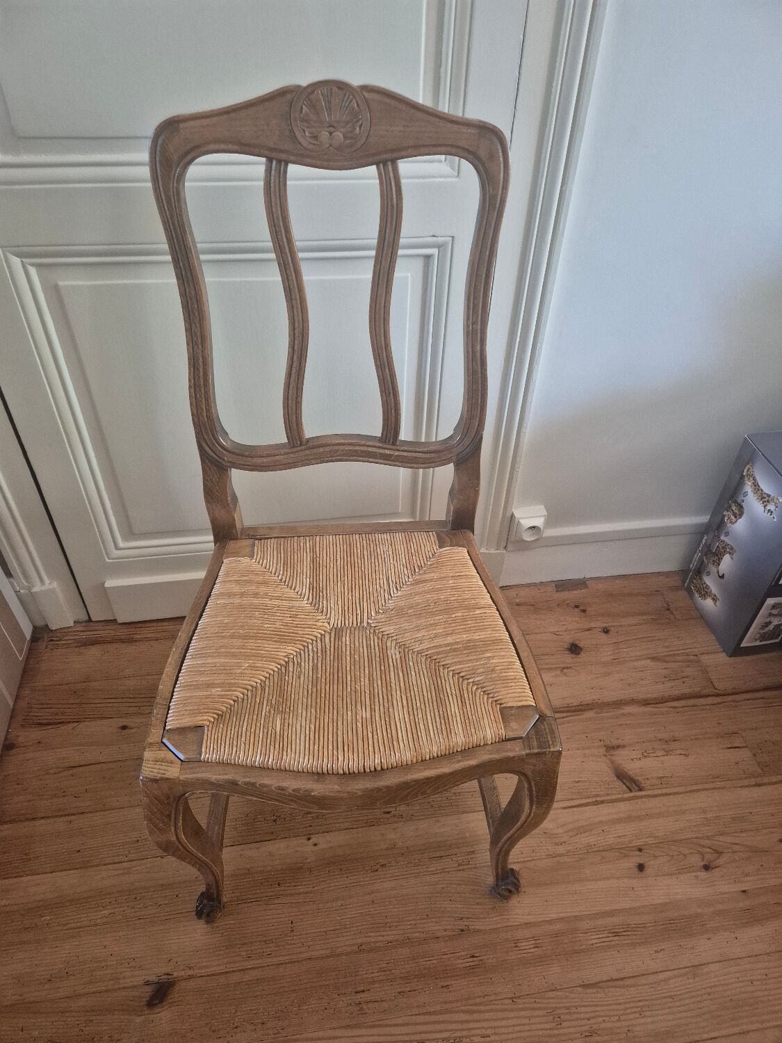 Extendable old wooden table