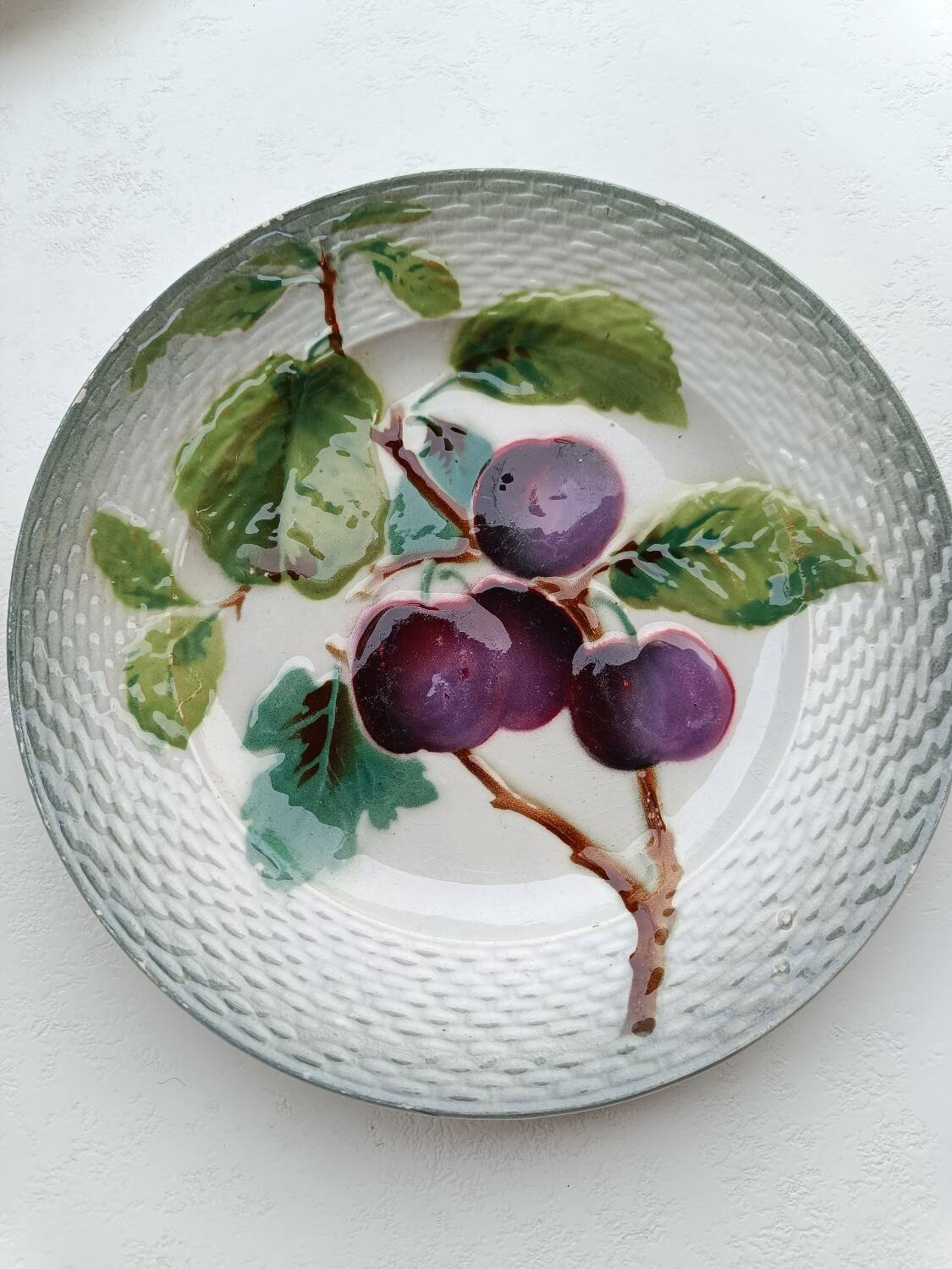 Barbotine dessert plates