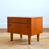 Scandinavian 1960s vintage bedside table / side table