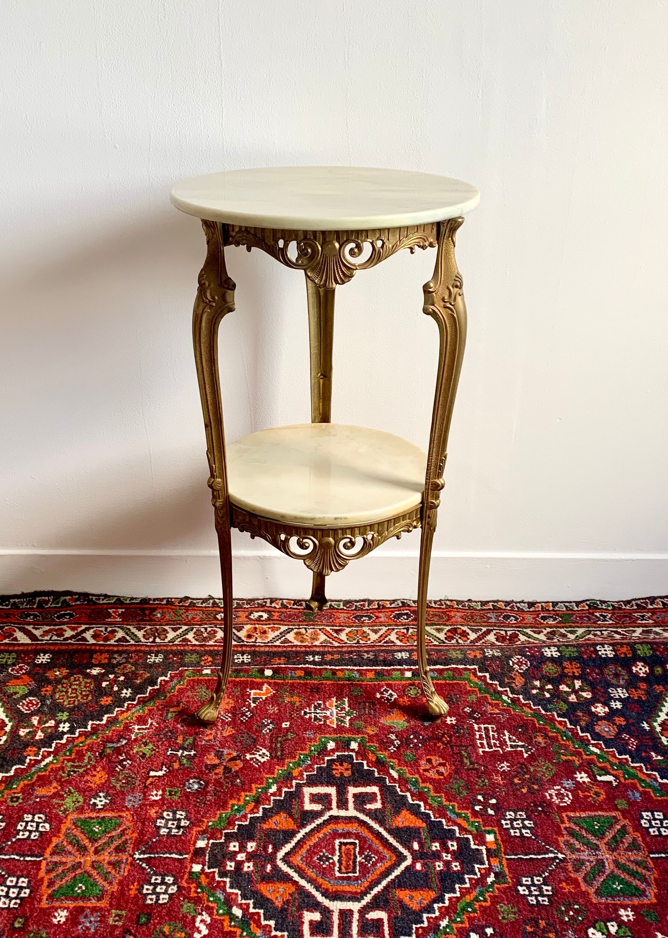 Table d'appoint bronze et marbre