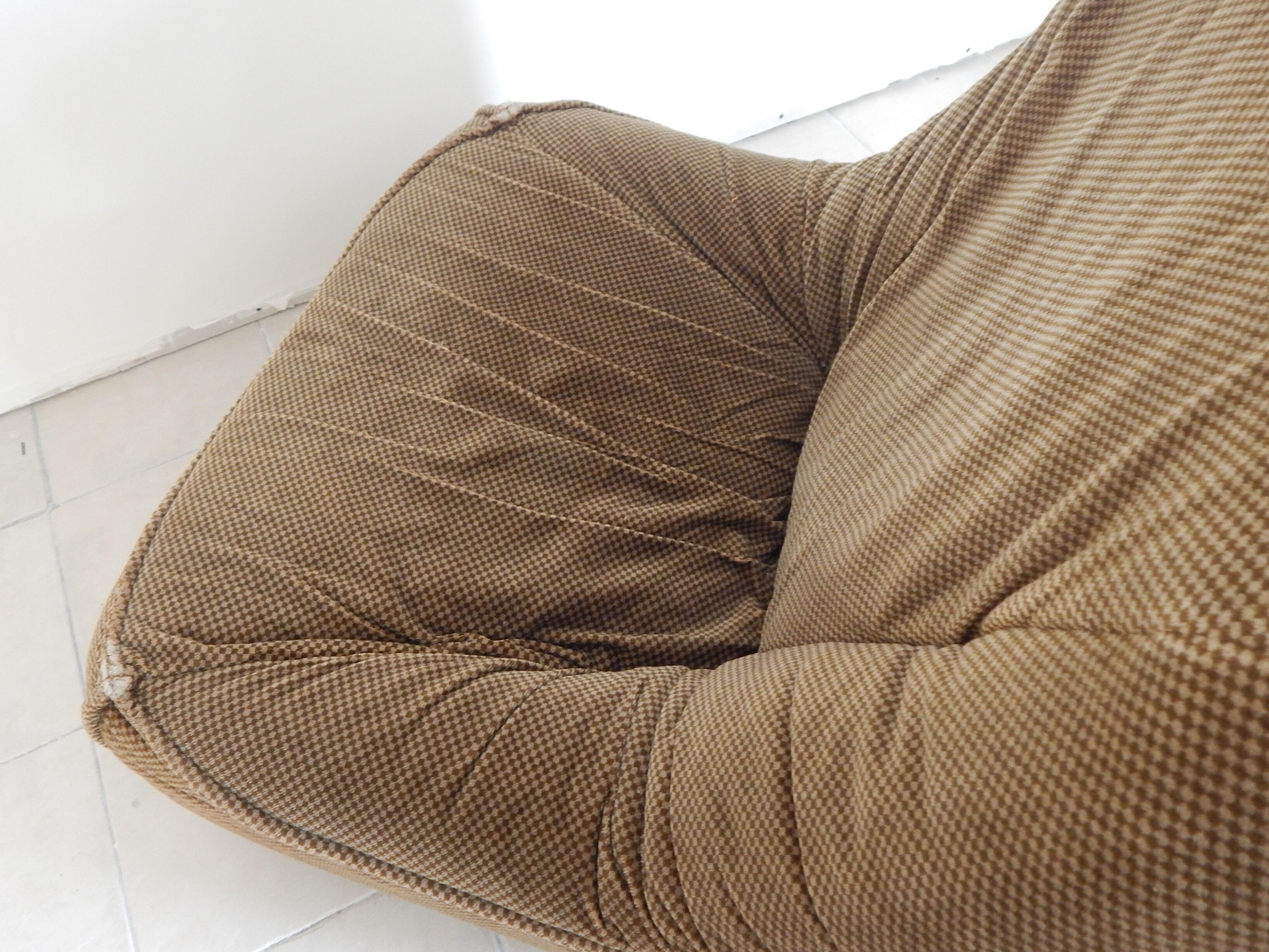 vintage rock heater bobois year 70