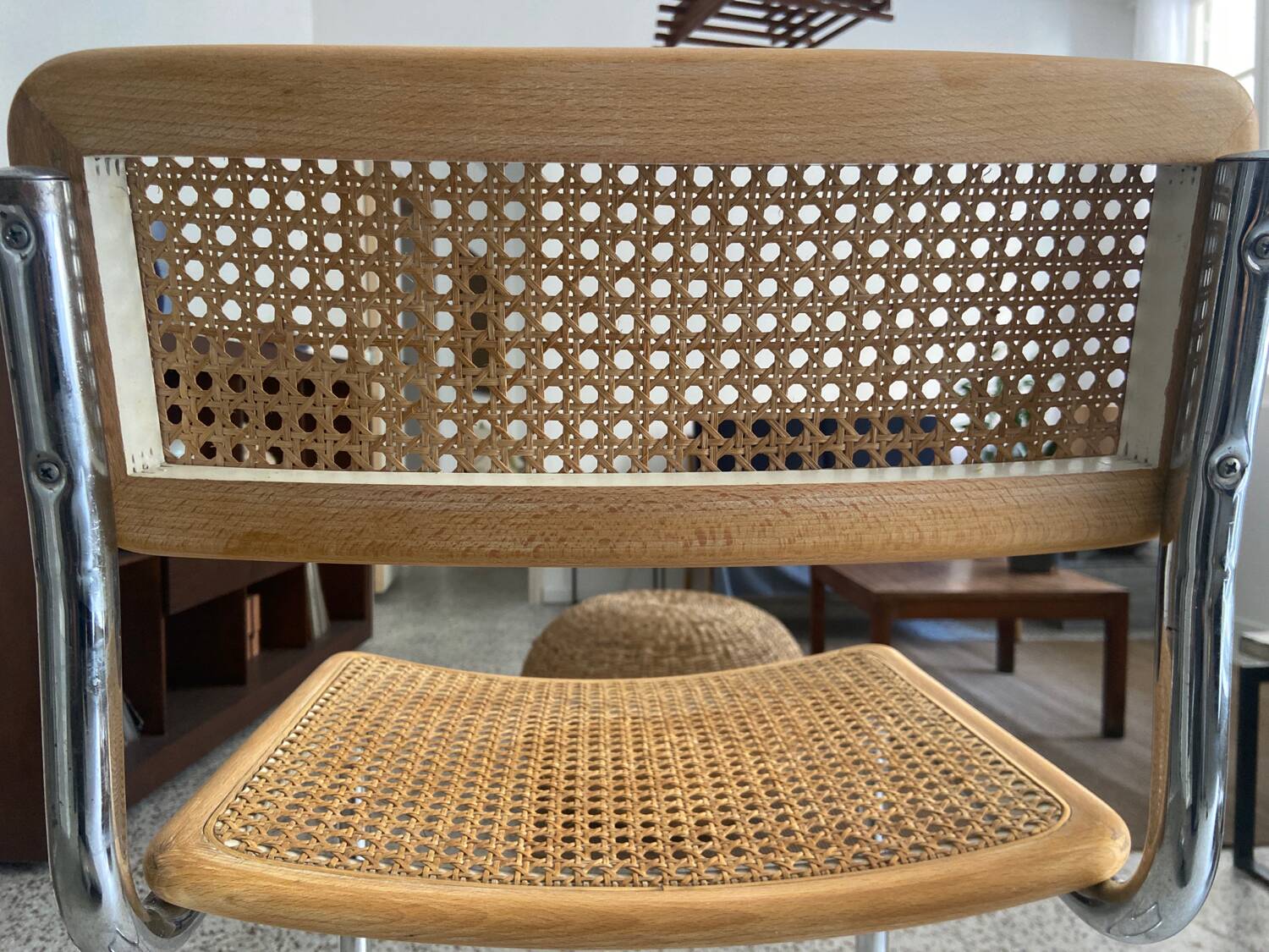 Tabourets de Bar Cesca par Marcel Breuer.