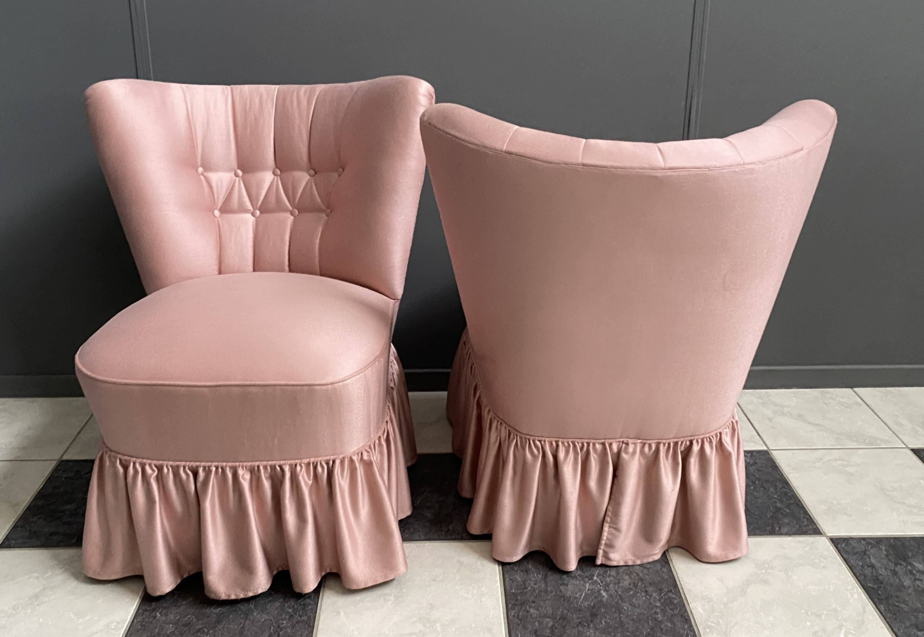 Suite de 2 chaises roses 1960