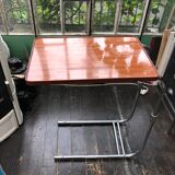 Table d'appoint réglable style formica