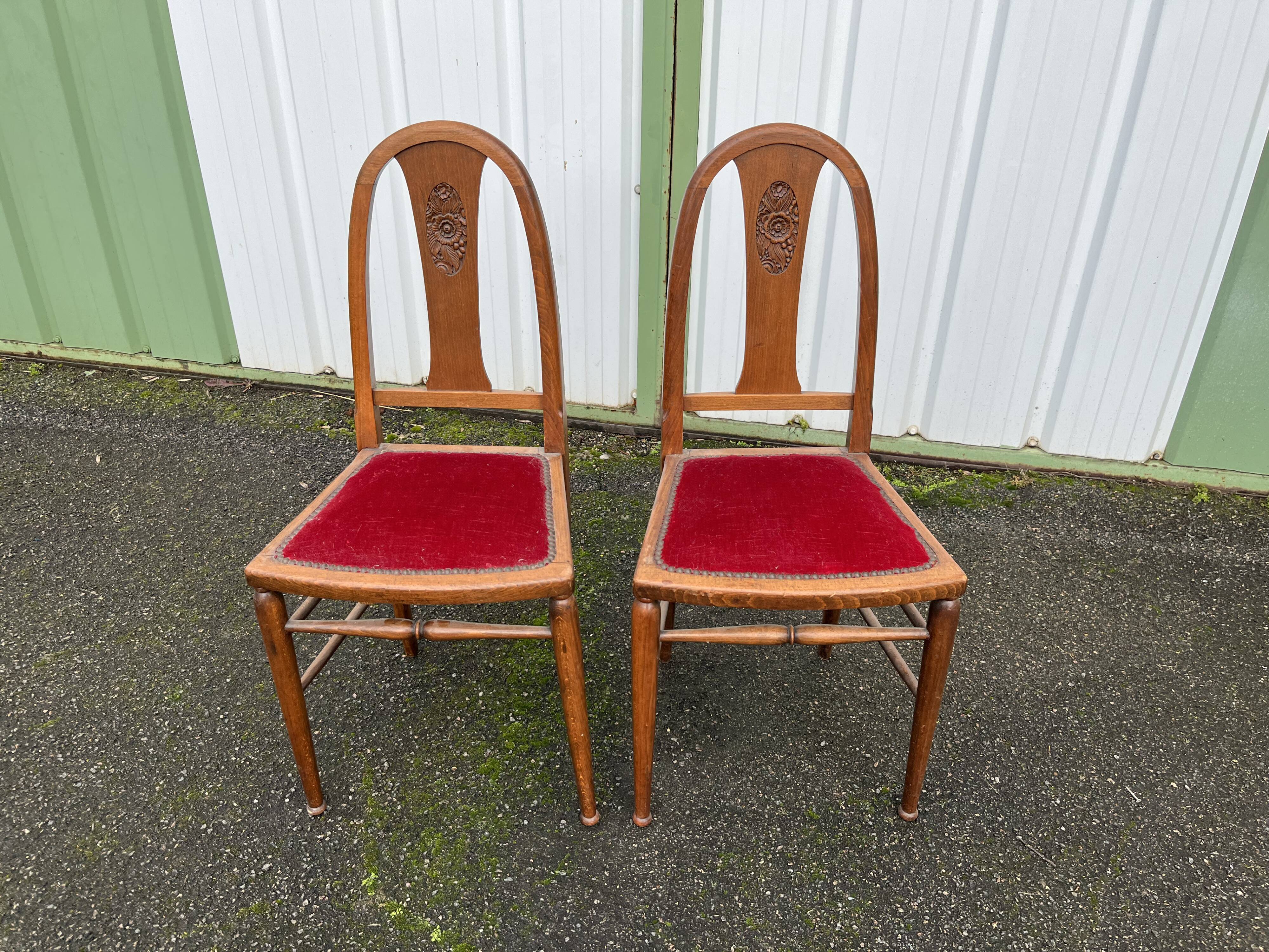 Paire de Chaise art déco en velours rouge