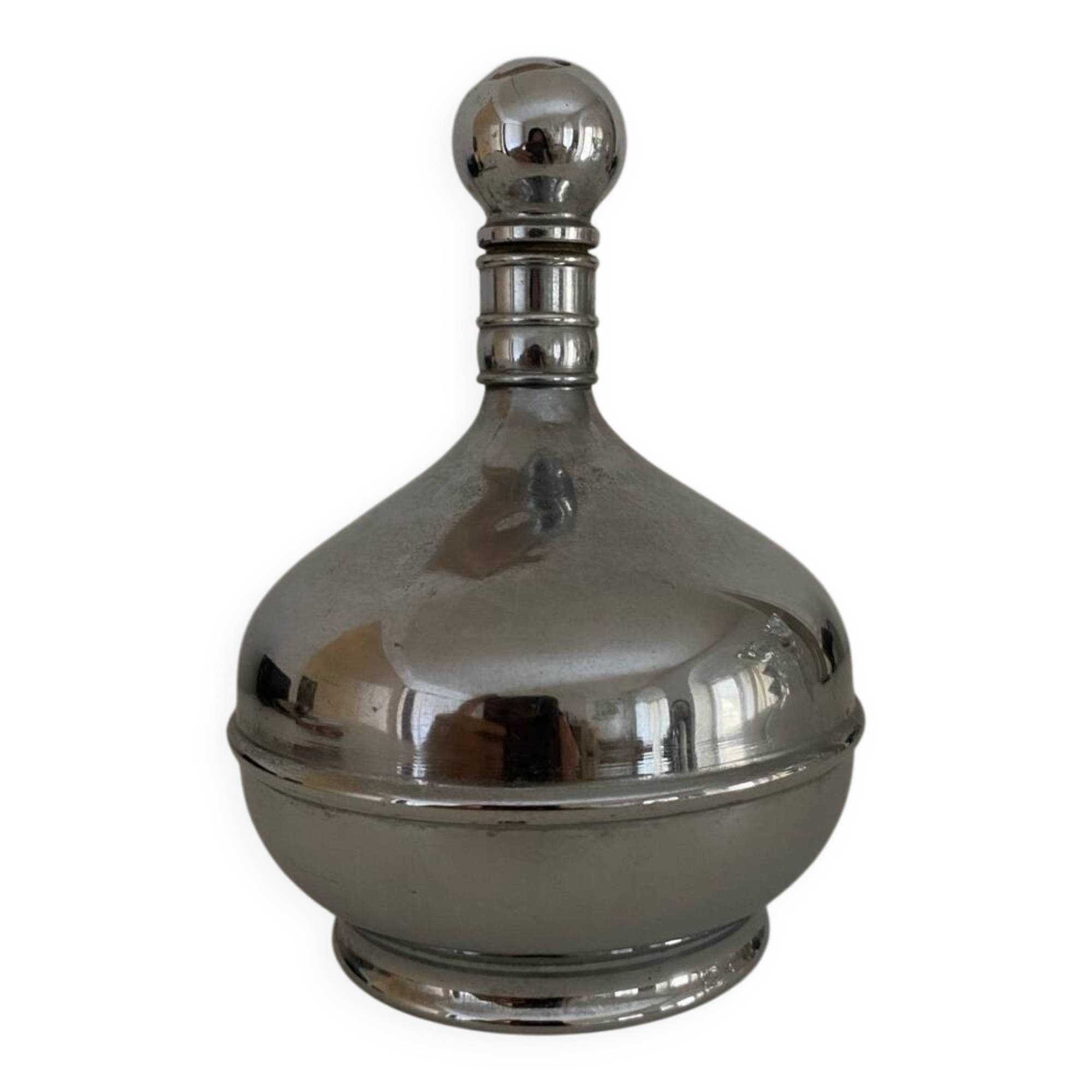 Le Parfait stainless steel salt shaker
