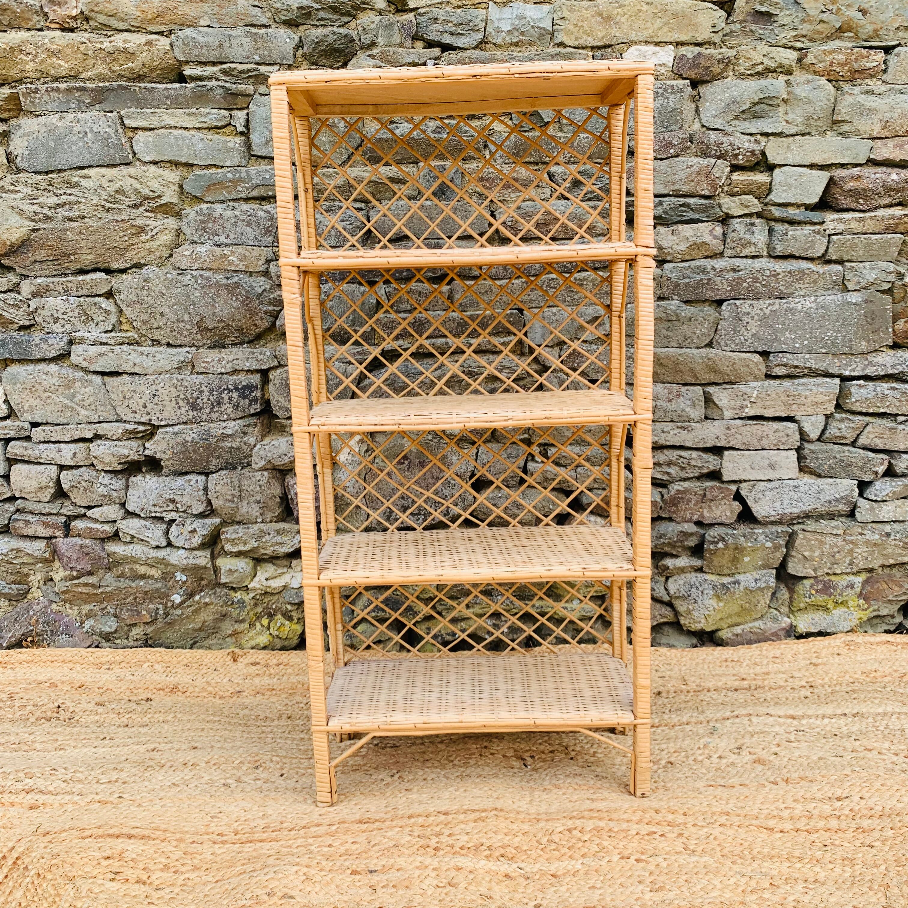 Wicker shelf