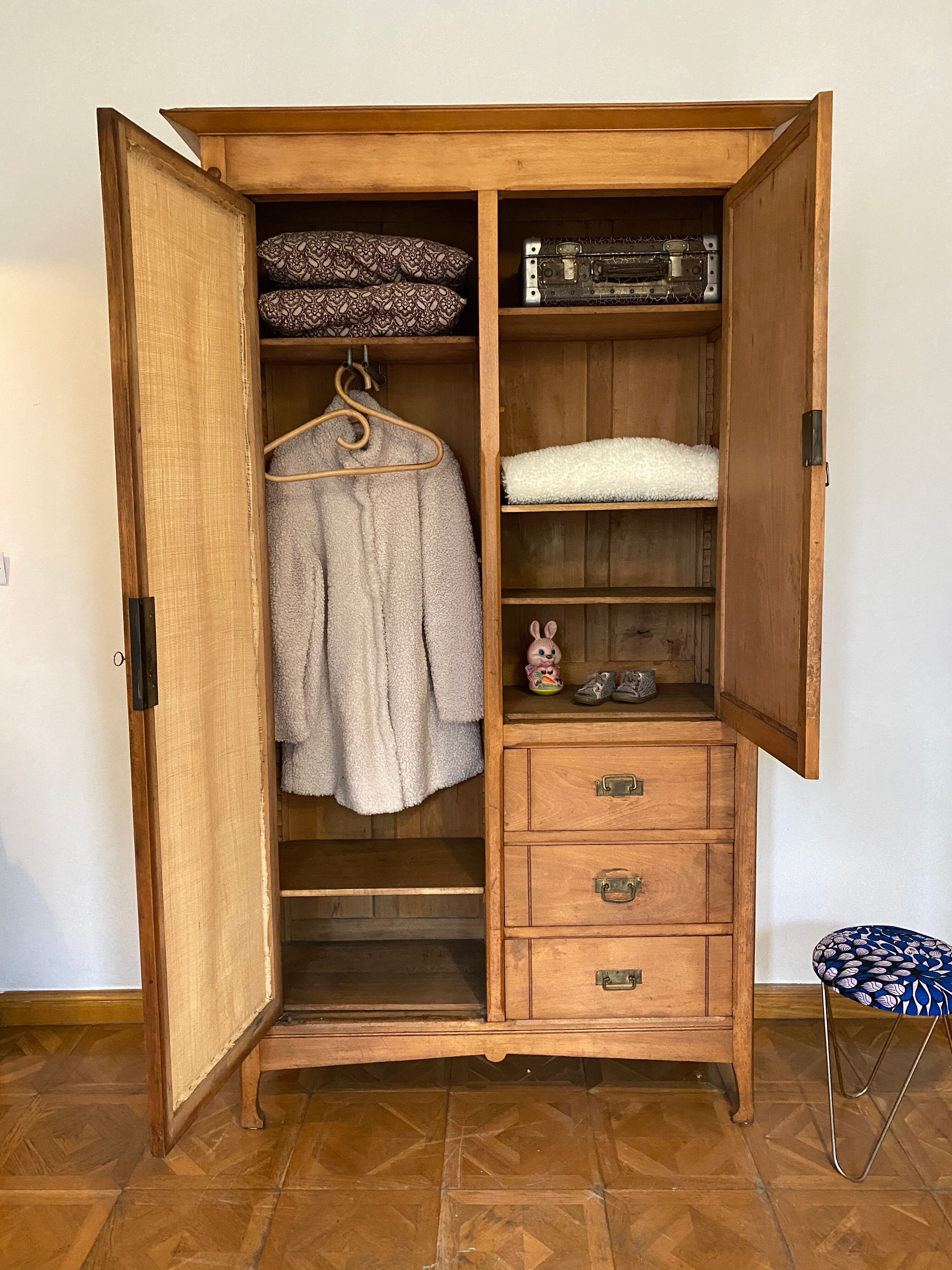 Armoire art déco bois brut & jute