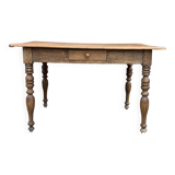 Farmhouse table