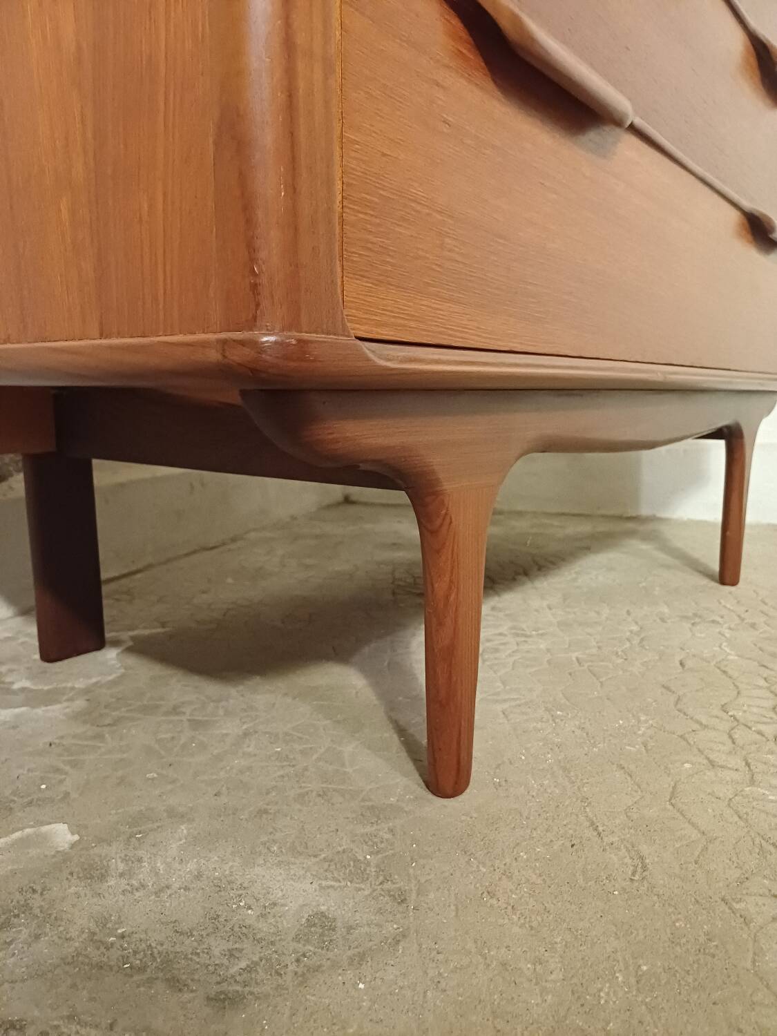 Commode scandinave en teck