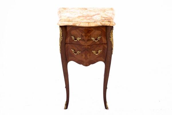 Paire de tables de chevet, début du XXe siècle, France.