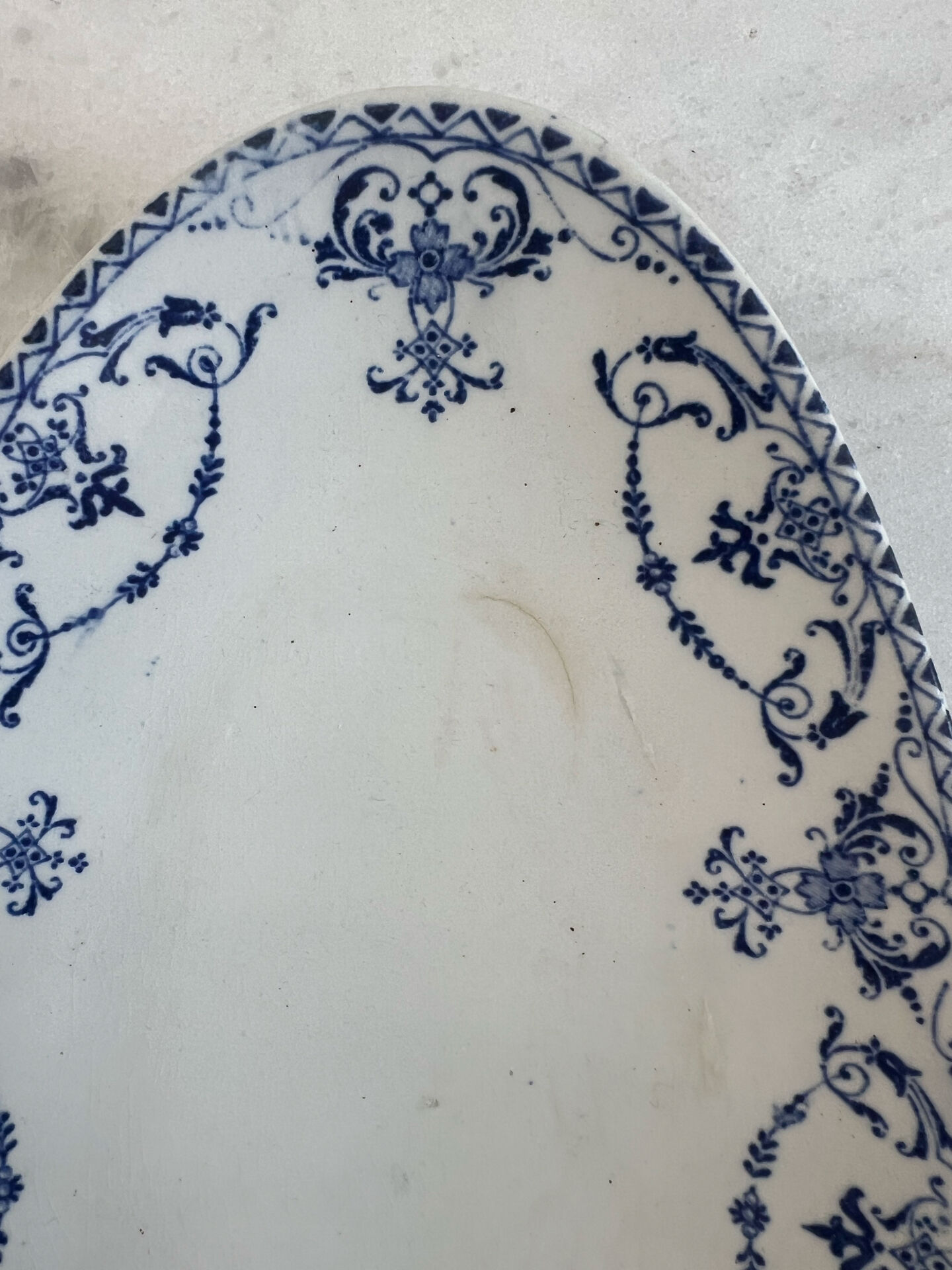 Lunéville KG — Moustiers Collection, Oval Plate Terre de Fer