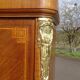 Armoire ancienne style Louis XVI avec bronzes et marqueterie de bois
