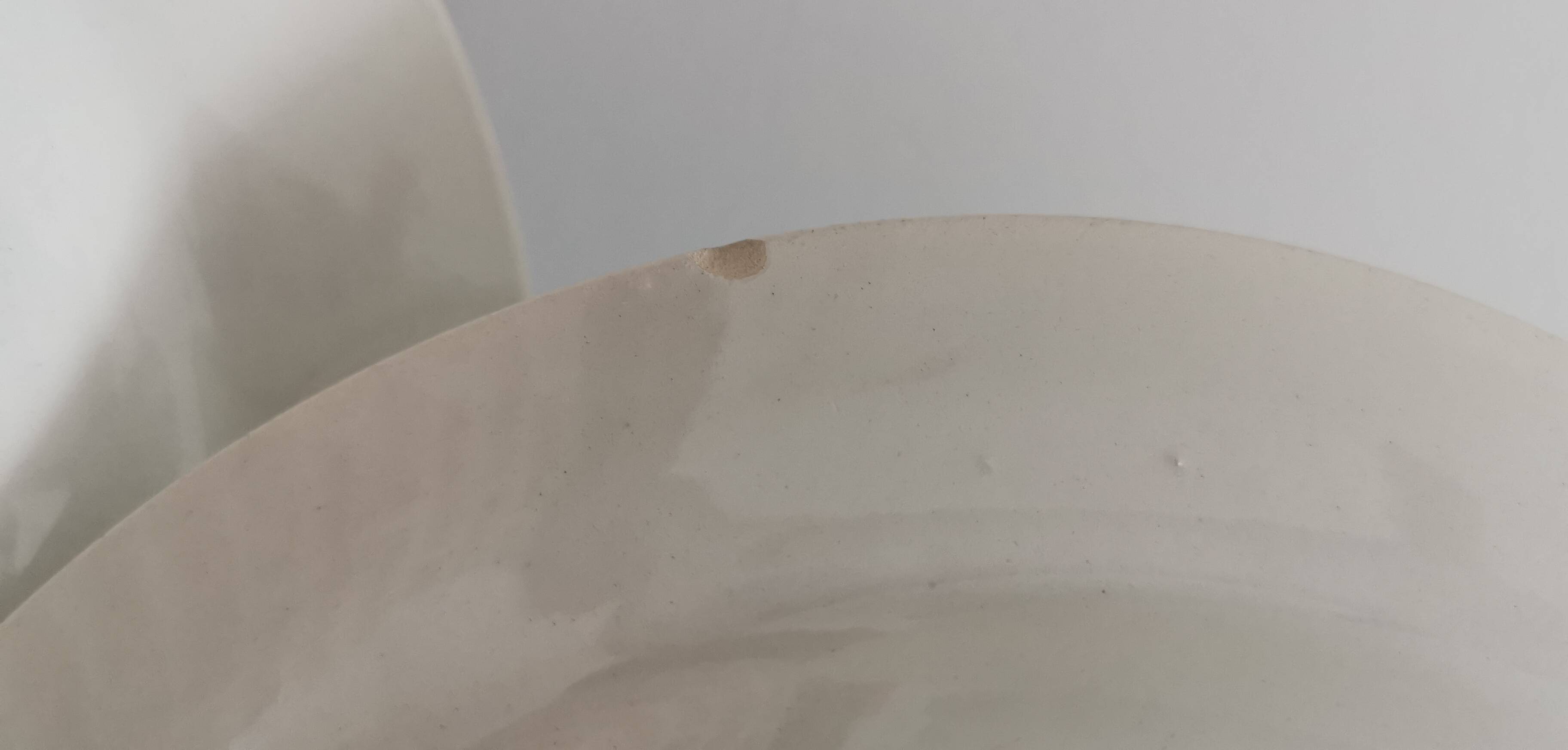 7 assiettes à desserts en faïence, KG Lunéville