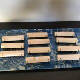 Wears pink beige ceramic knives Art Deco era