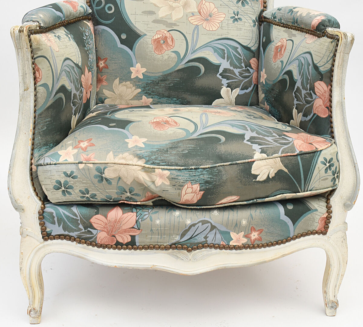 Pair of shepherdesses Louis XV style