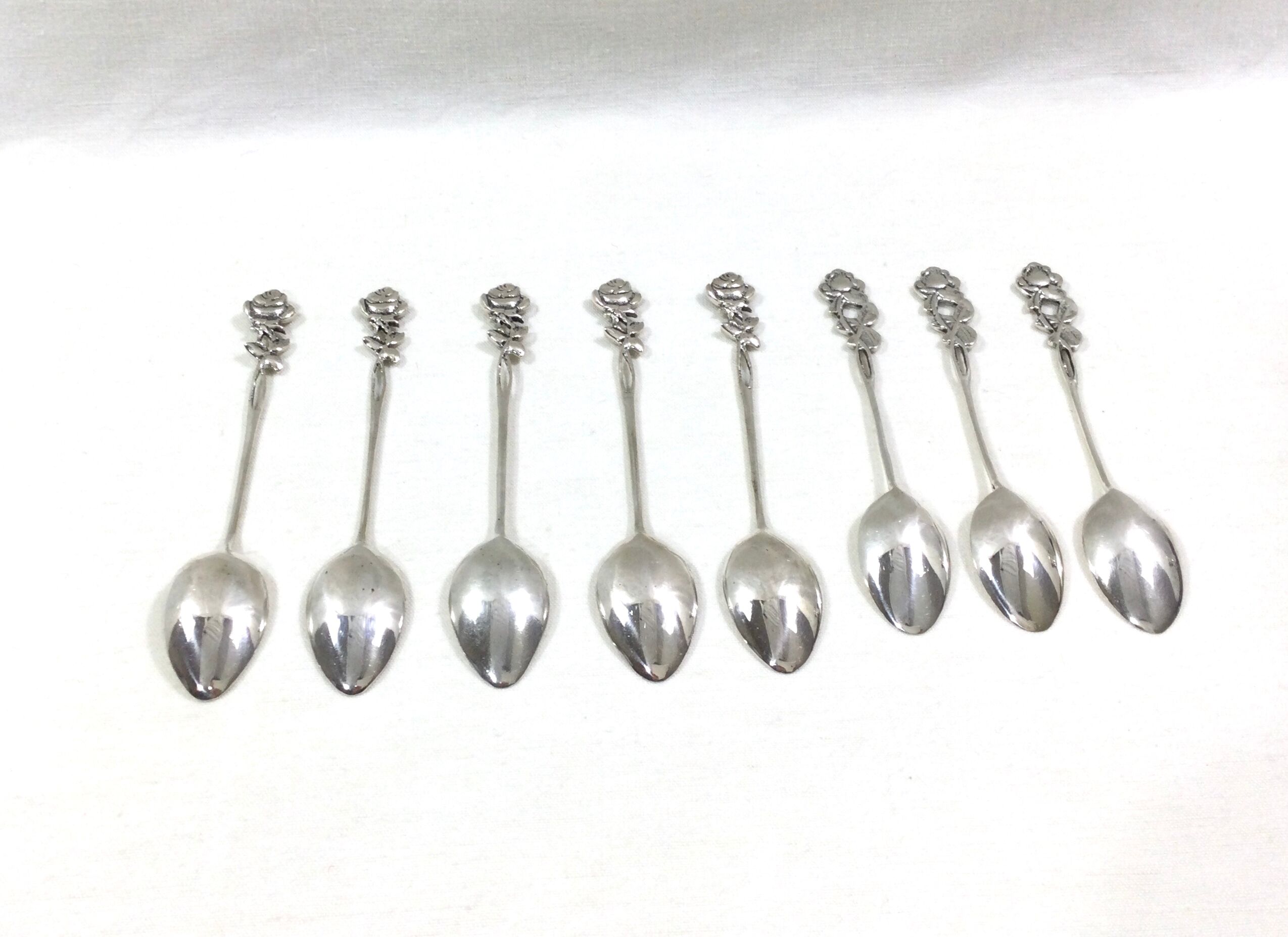 Set of 8 art nouveau silver spoons