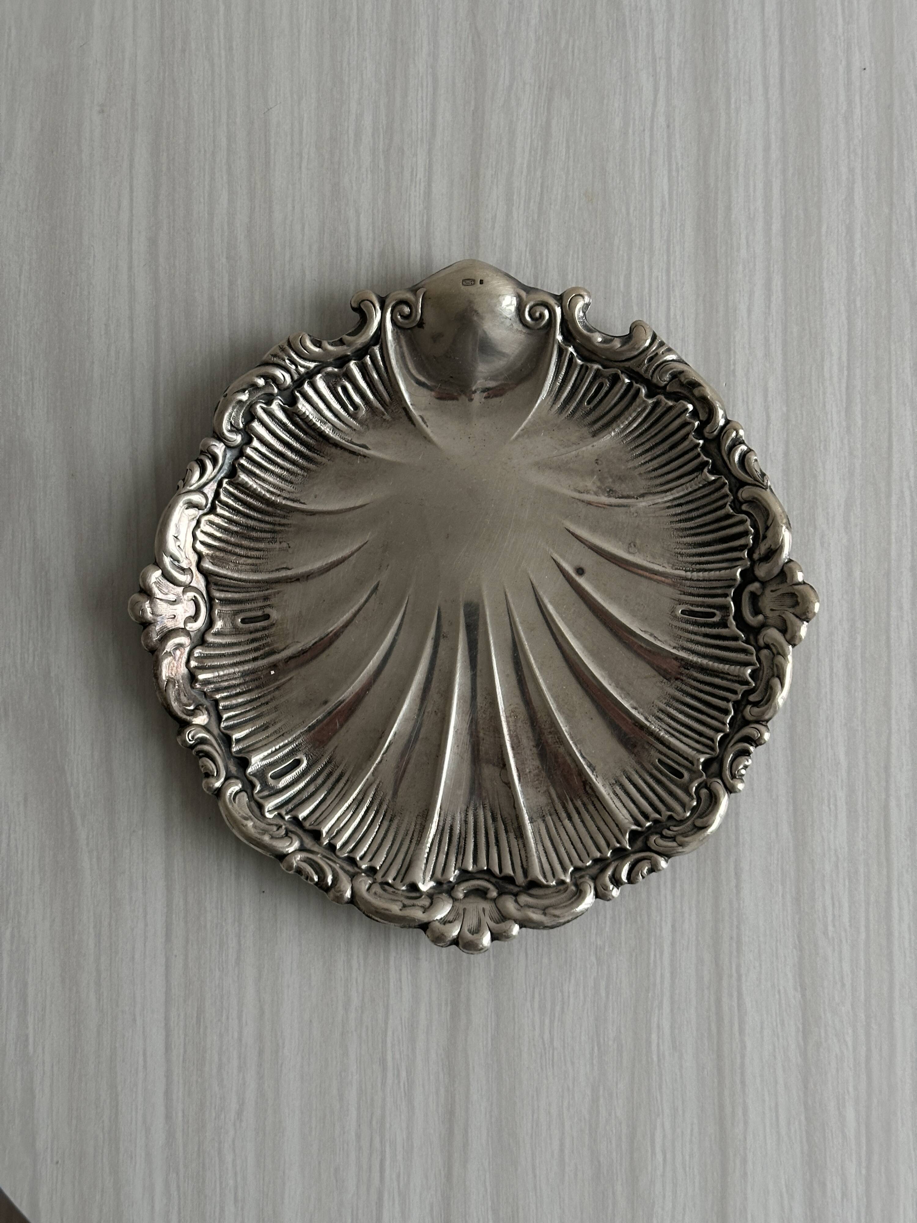 round plate shell decoration silver-plated