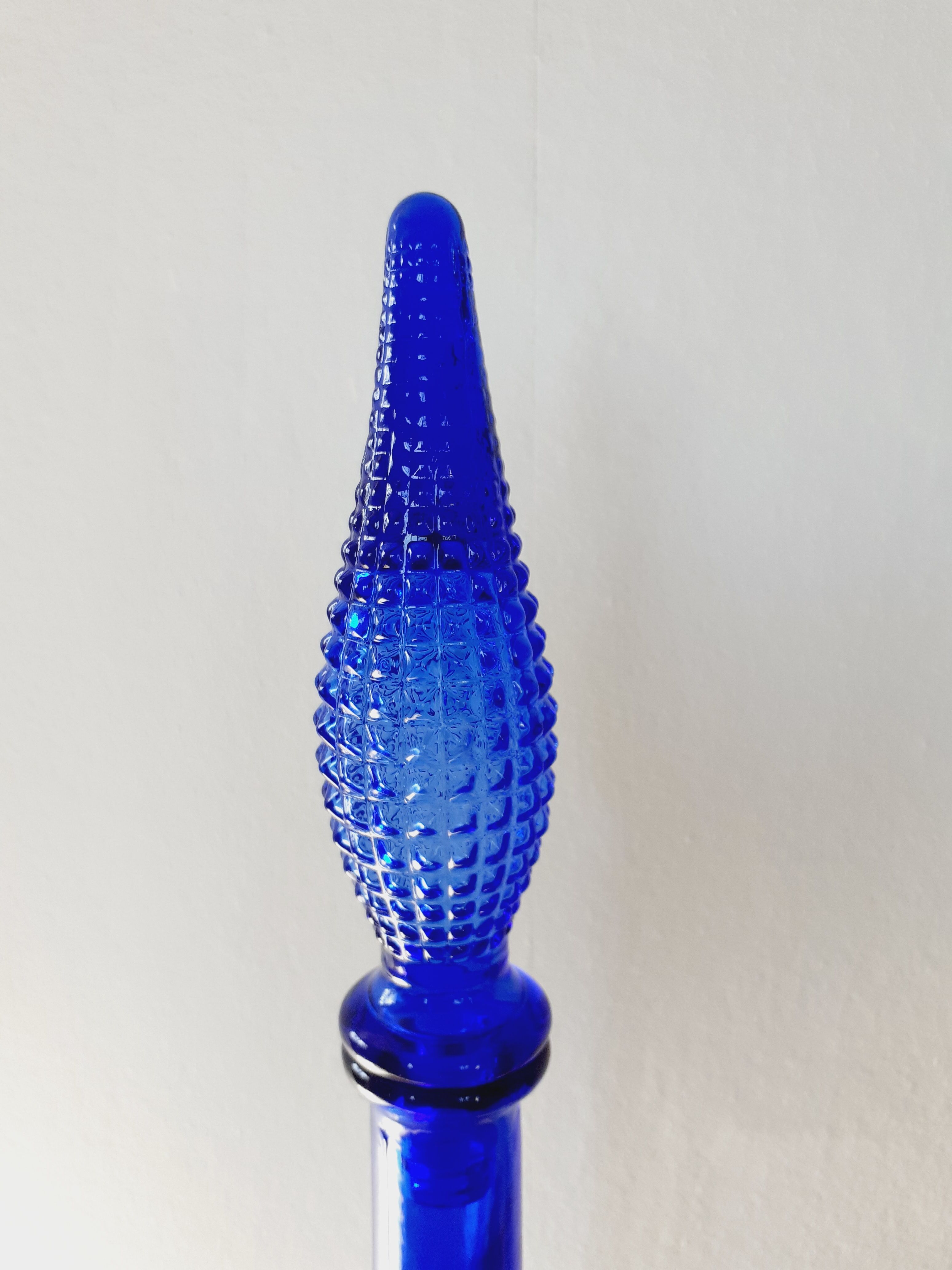 Polite decanter