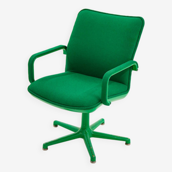 Fauteuil vert avec accoudoirs, Artifort, design de Geoffrey Harcourt