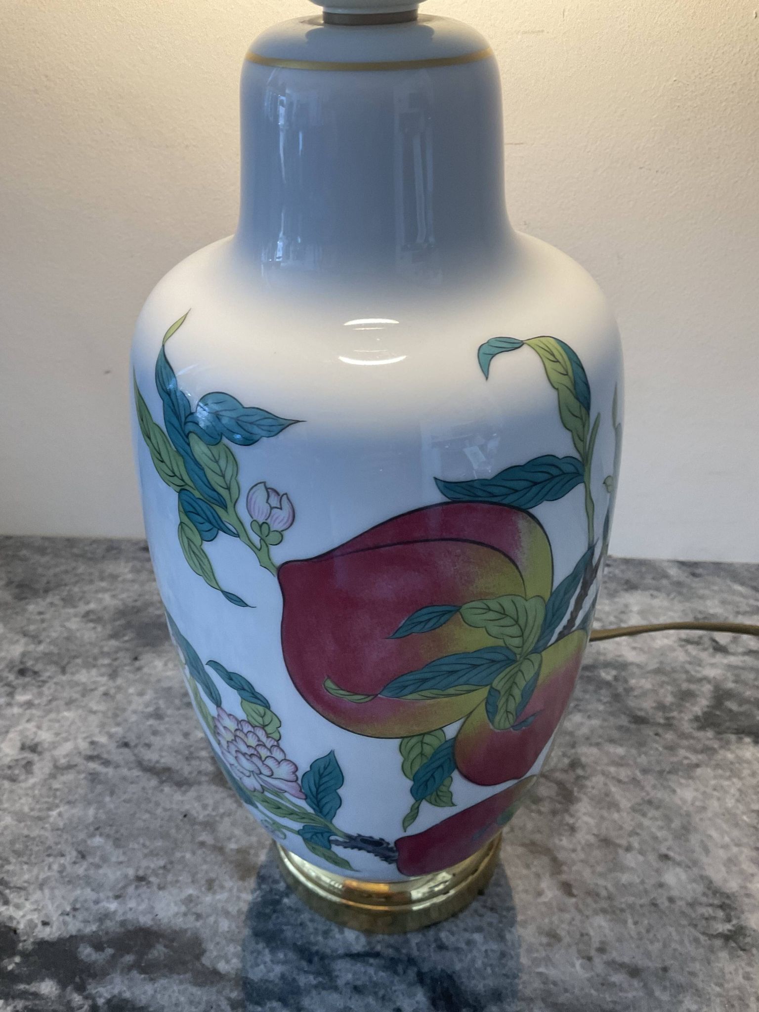 Lamp base in Paris porcelain
