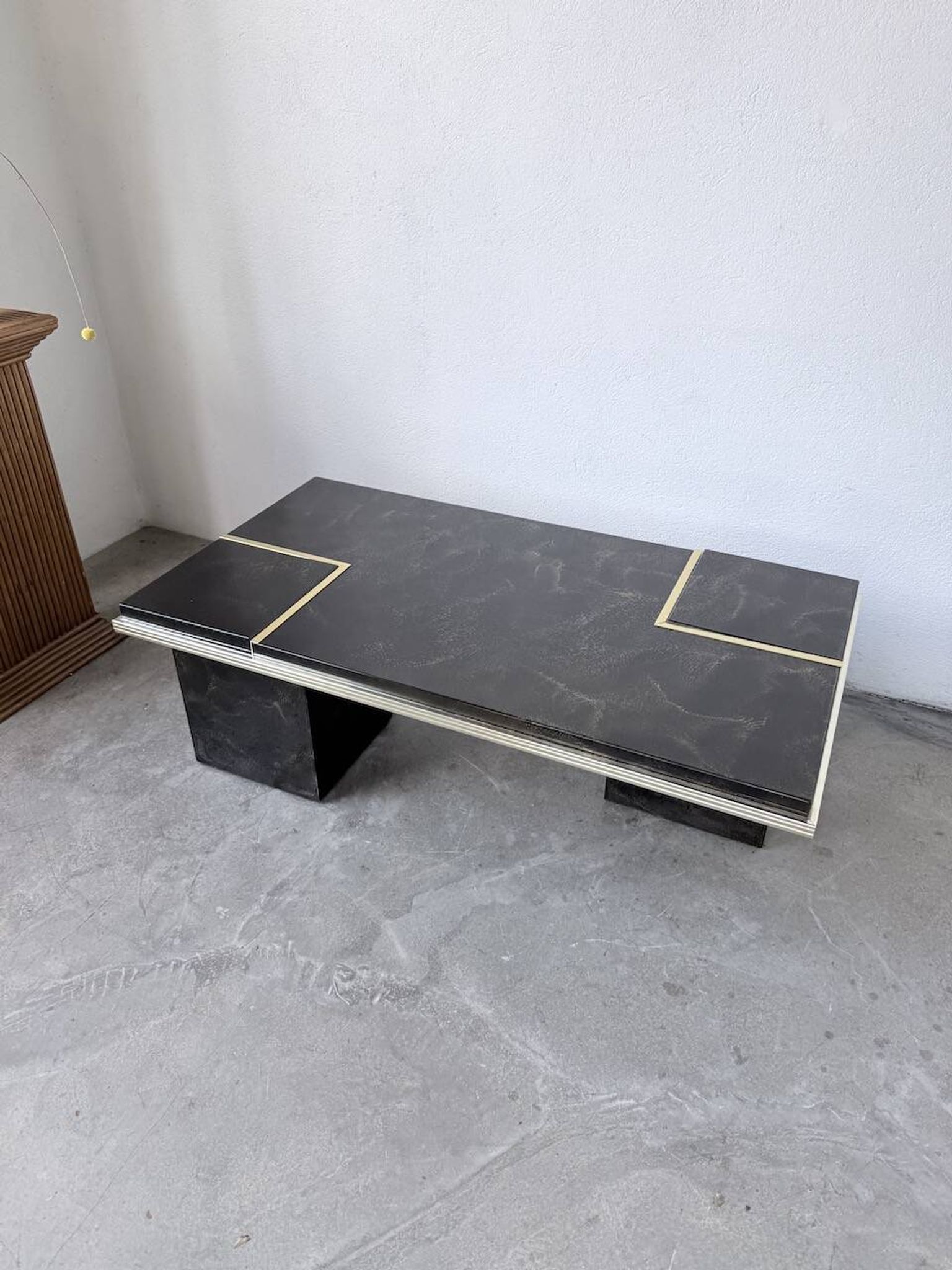 "Rizzo" lacquered and brass coffee-bar table from the 1970s.