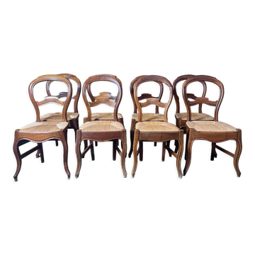Suite de 8 chaises paillées Louis Philippe