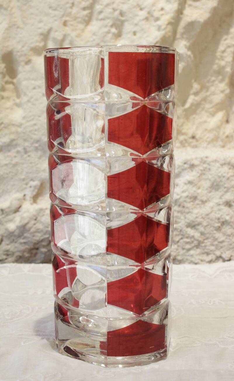 Ruby-colored glass vase by JG Durand and produced by Luminarc circa 1970