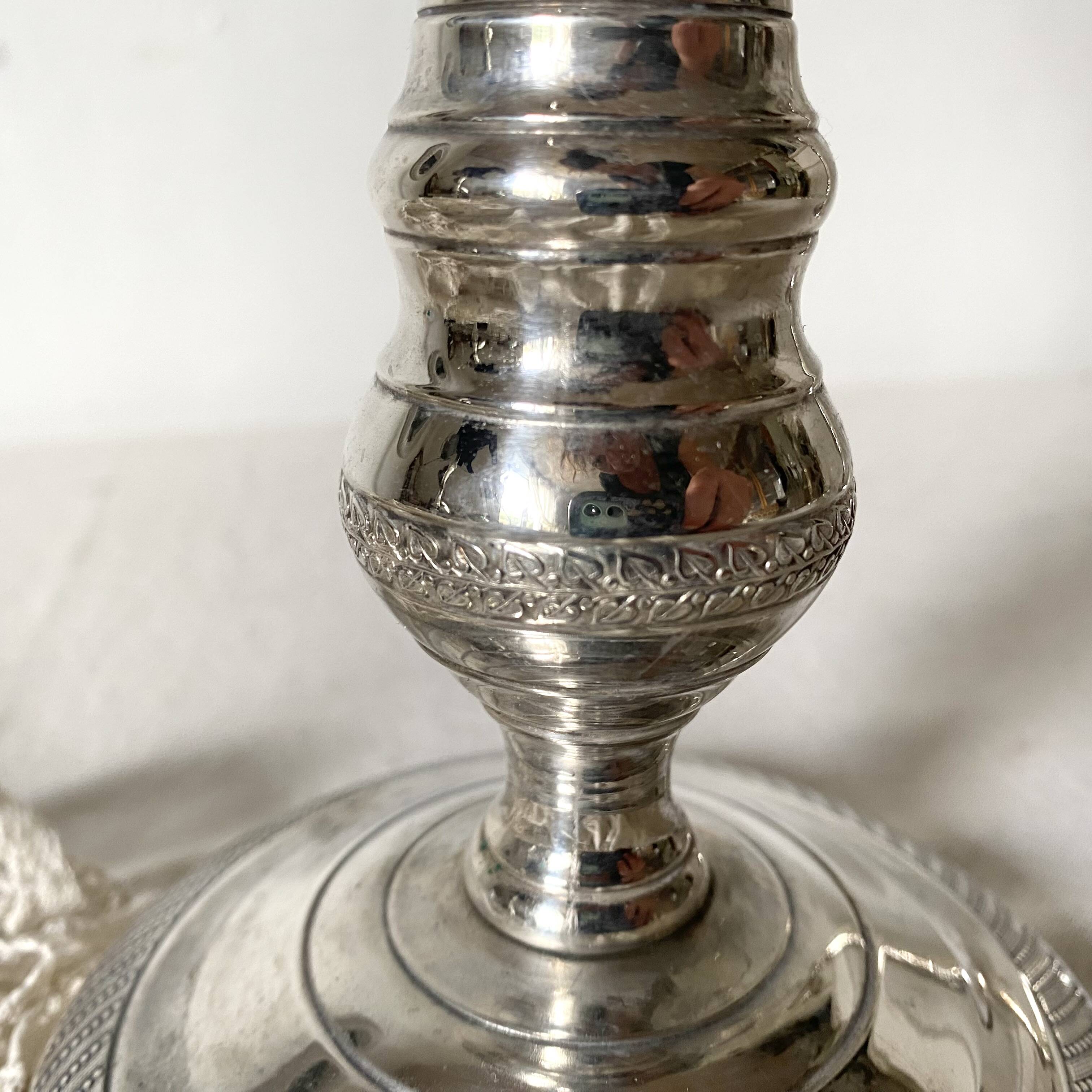 Paire de chandeliers et bougeoirs modulables style anglais