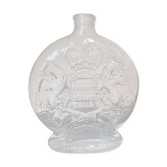Glass carafe