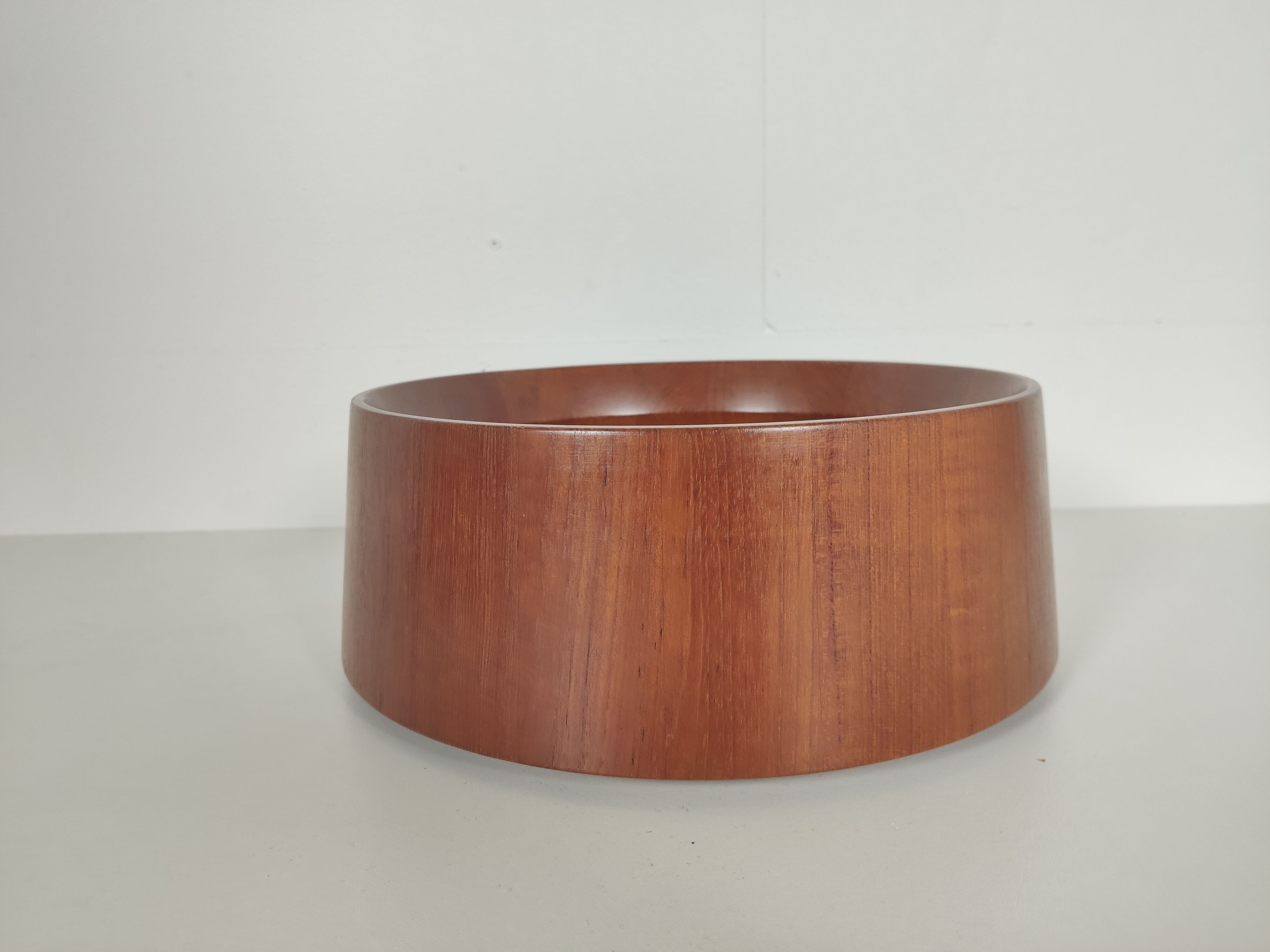 Cutting board & teak bowl by Jens Quistgaard, Denmark 1960