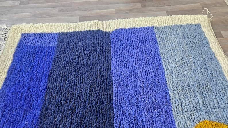 Handmade pure wool rug, size 1.4/2.6 m.