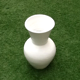 Vase blanc forme balustre terre cuite / céramique