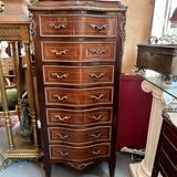 Weekly chest in wood veneer, curved and eventful shape, 20th century period